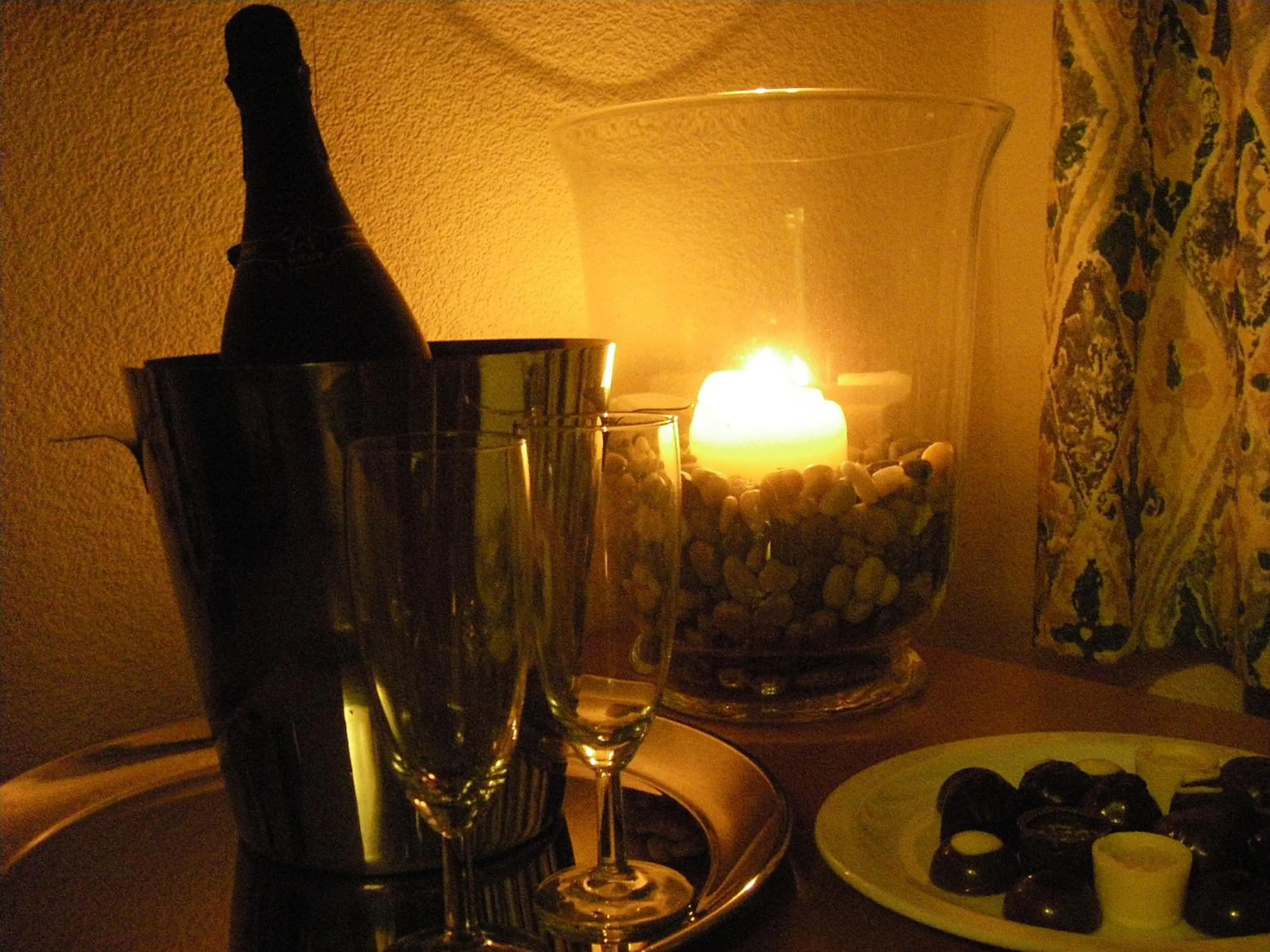 Alcoholic drinks in The Waldorf - Near Pleasure Beach & Sandcastle