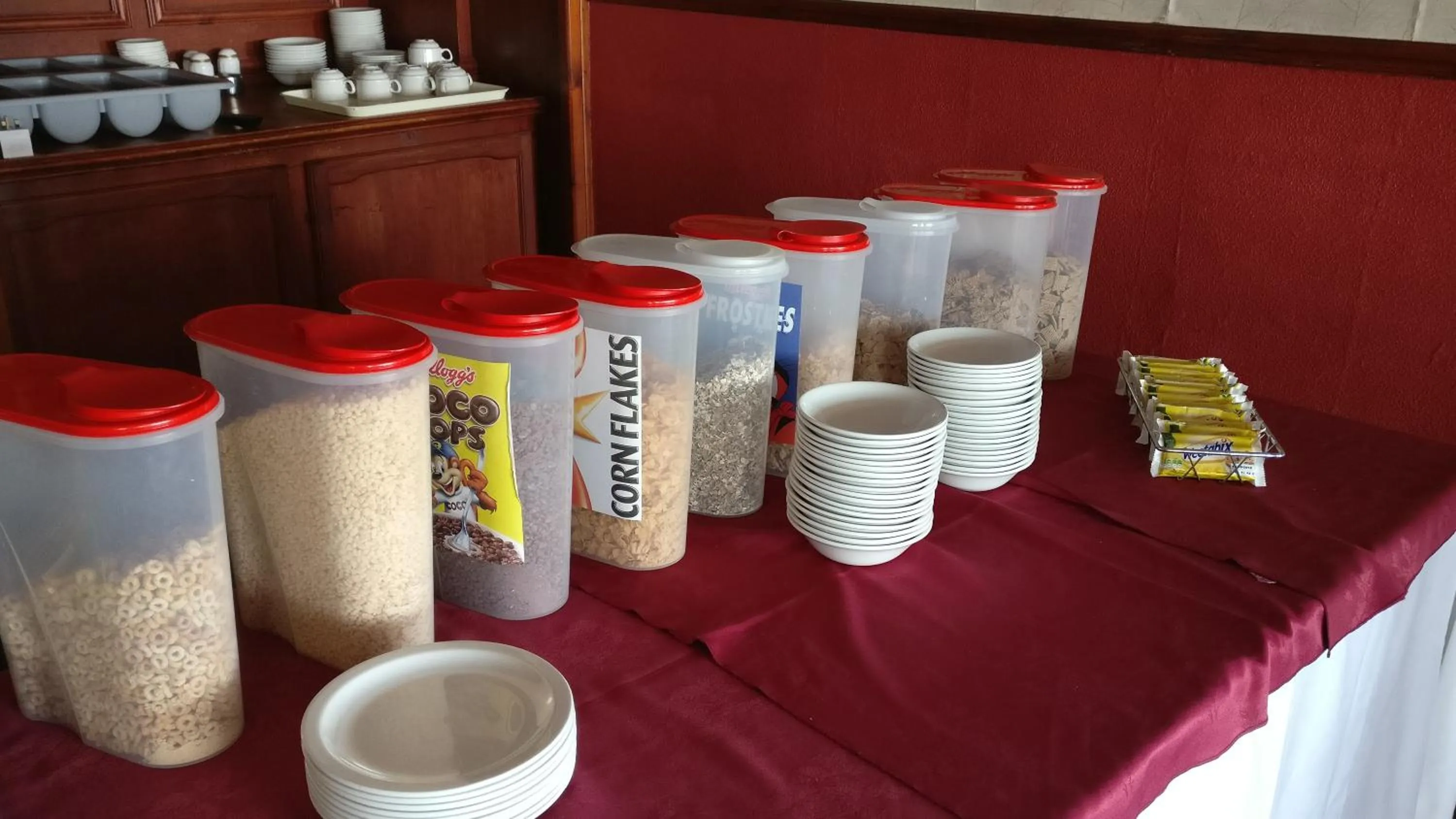 English/Irish breakfast in The Waldorf - Near Pleasure Beach & Sandcastle