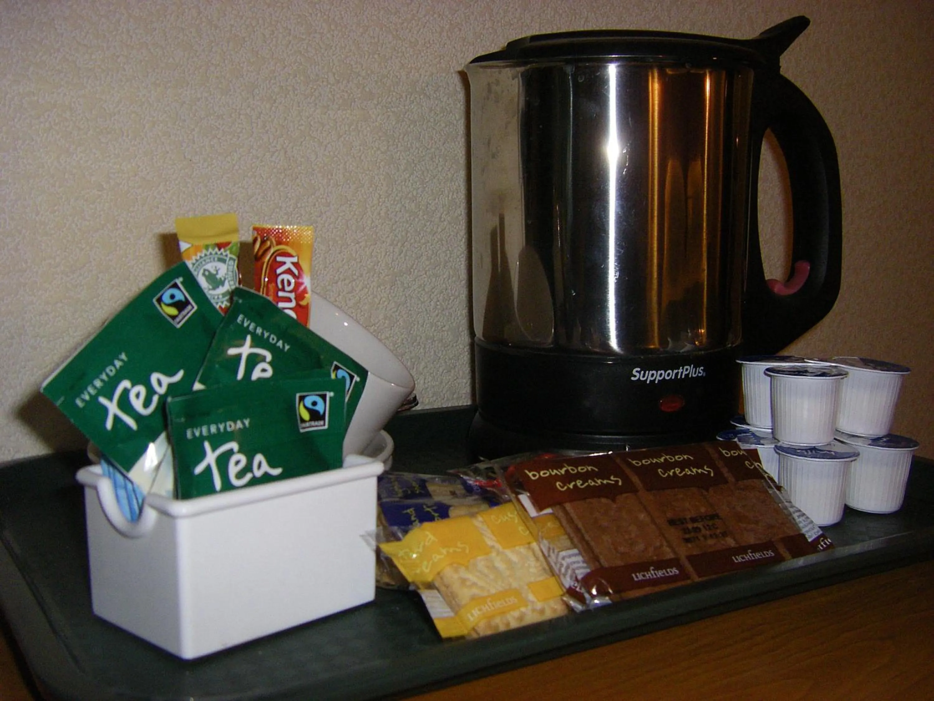 Coffee/tea facilities in The Waldorf - Near Pleasure Beach & Sandcastle