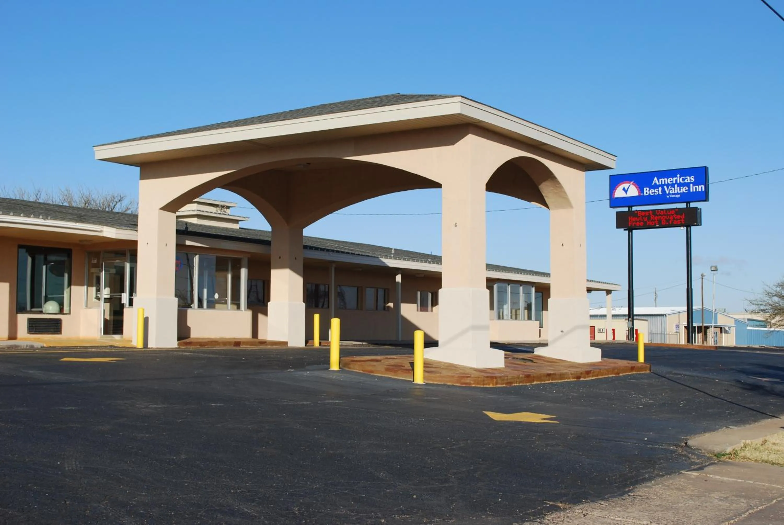 Facade/entrance in Americas Best Value Inn Lubbock East