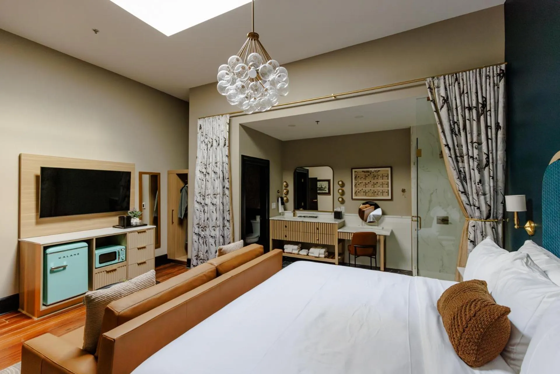 Bed in Hotel Trundle