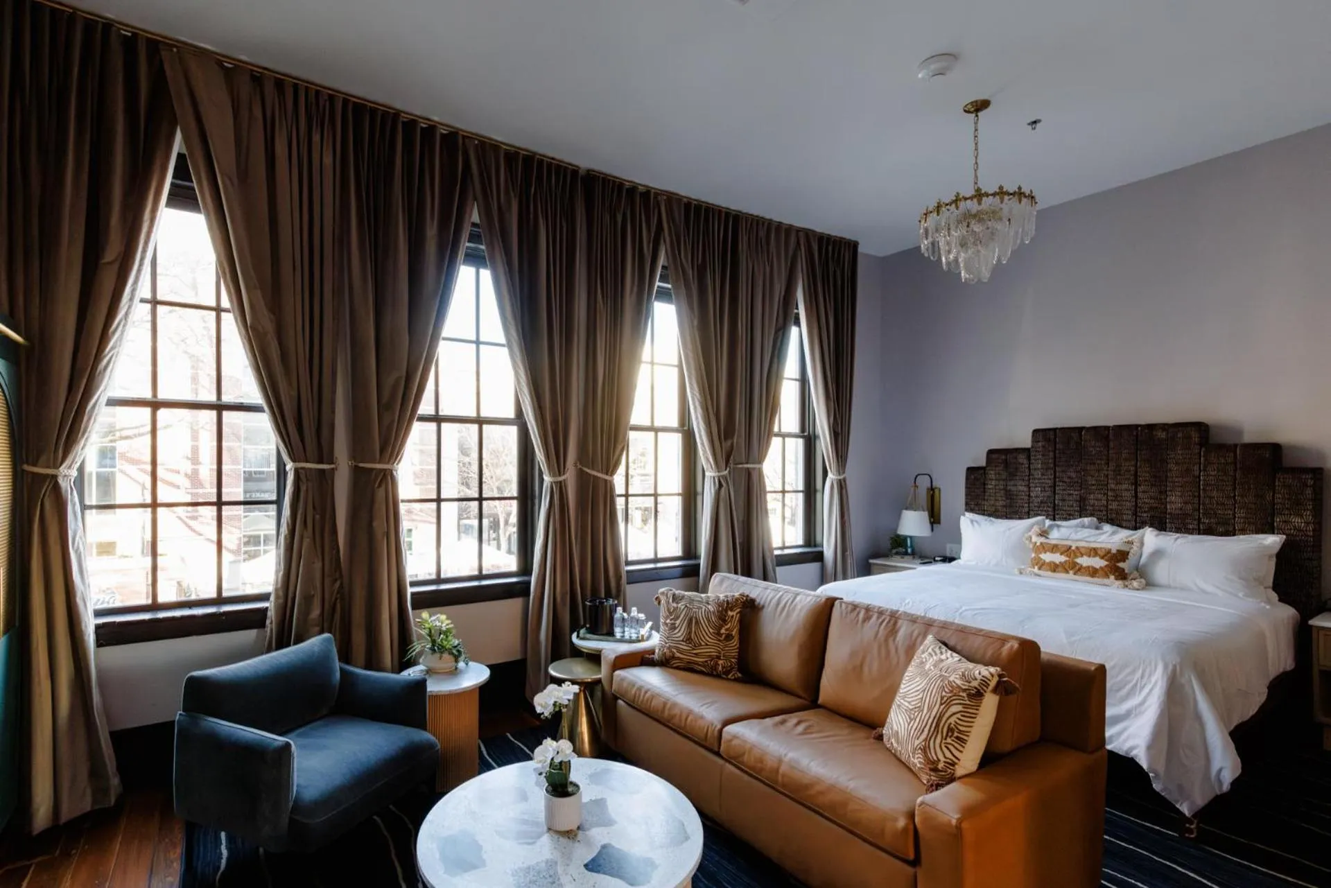 Bed in Hotel Trundle