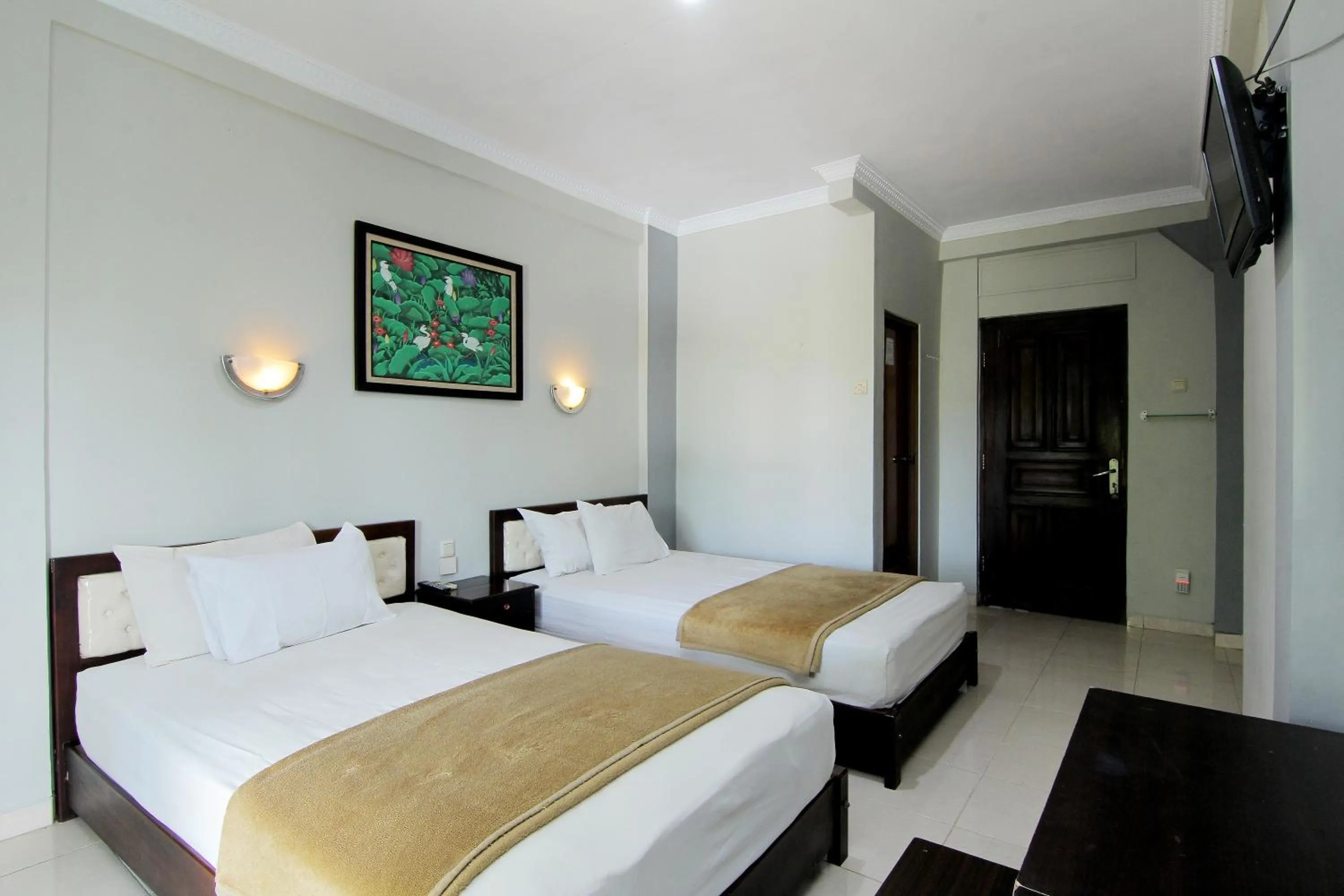 Bed in Hotel Bugis Asri