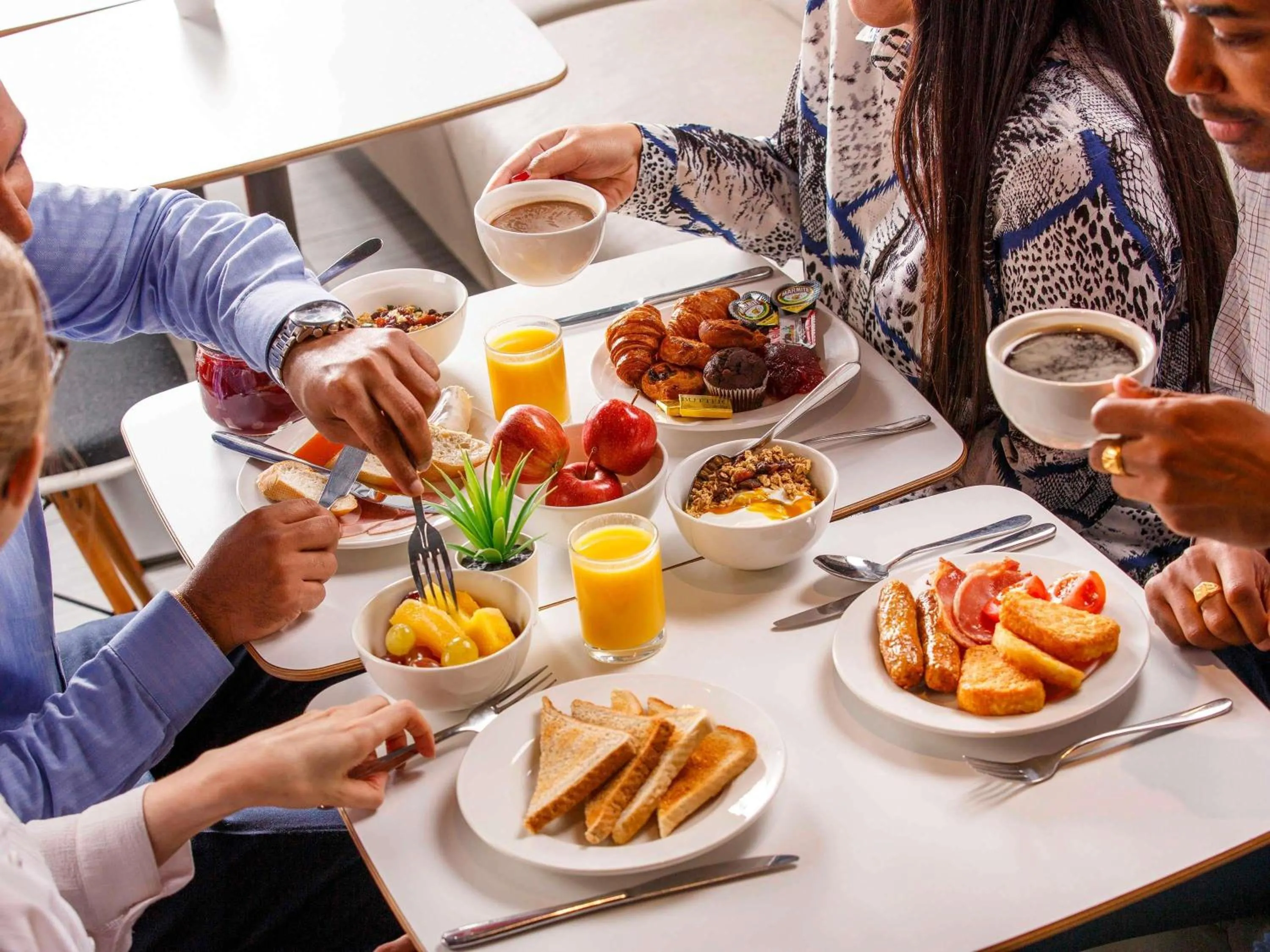 Restaurant/places to eat in ibis London Wembley