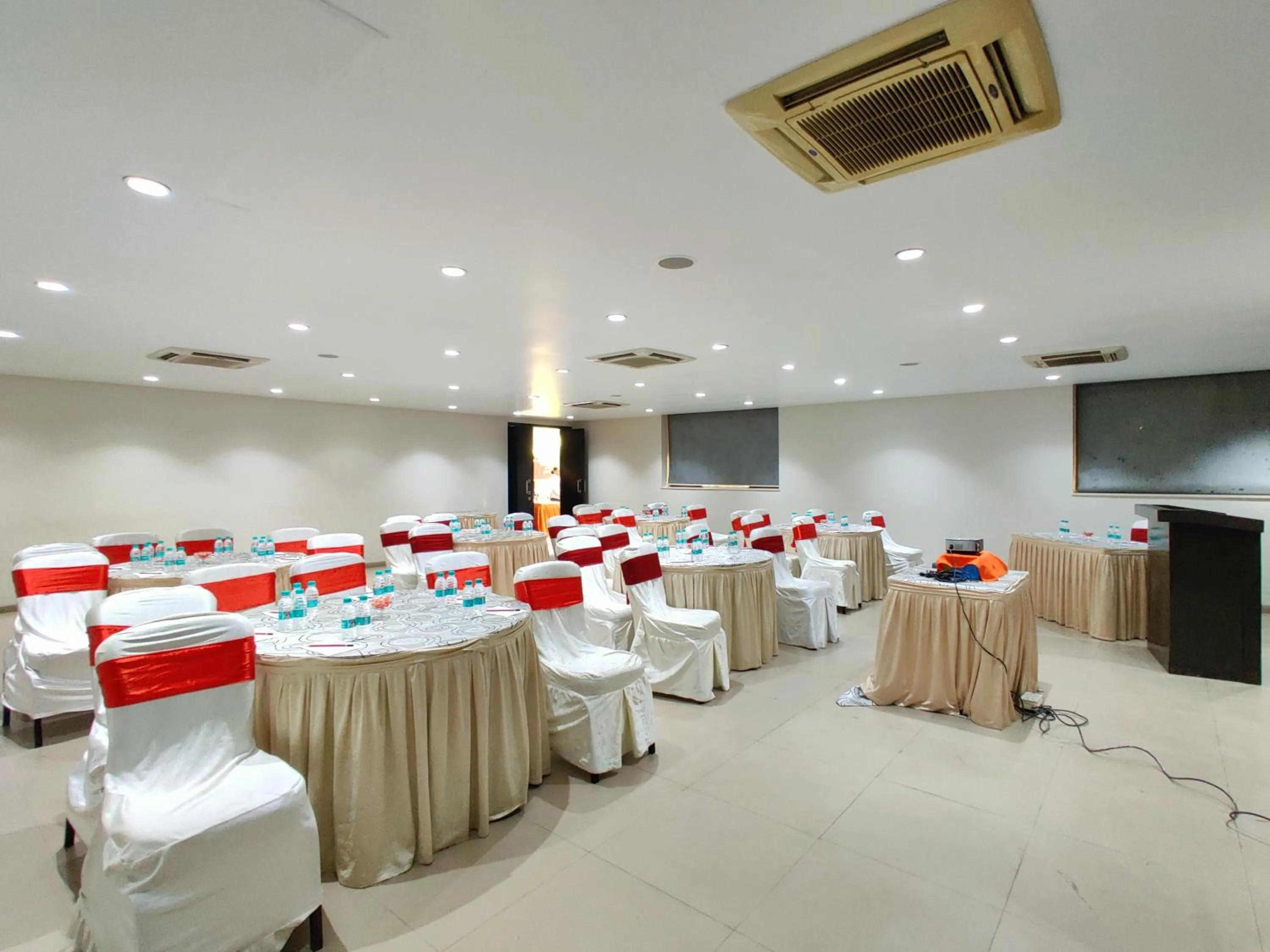 Citrus Hotel Lonavala