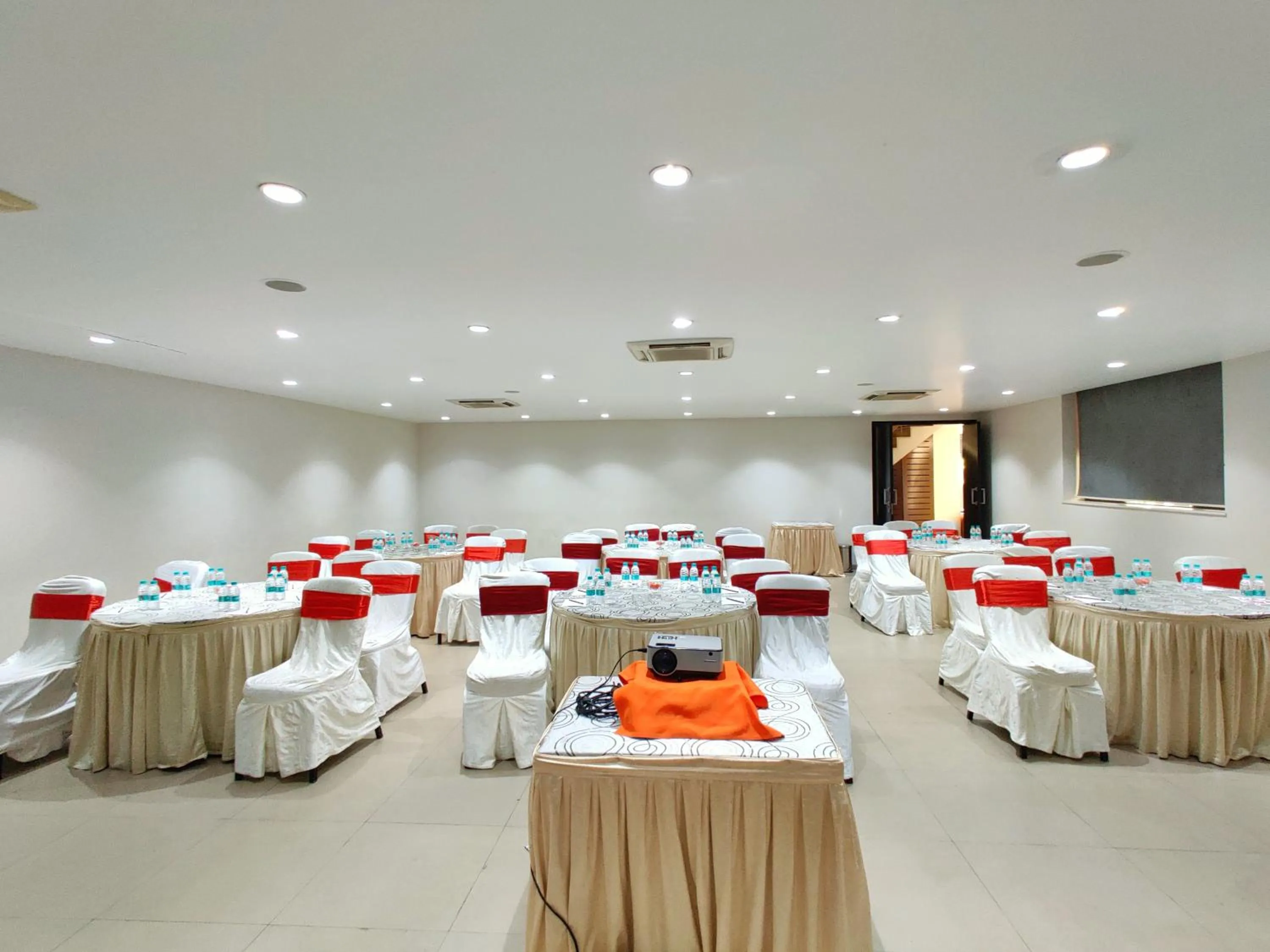 Citrus Hotel Lonavala