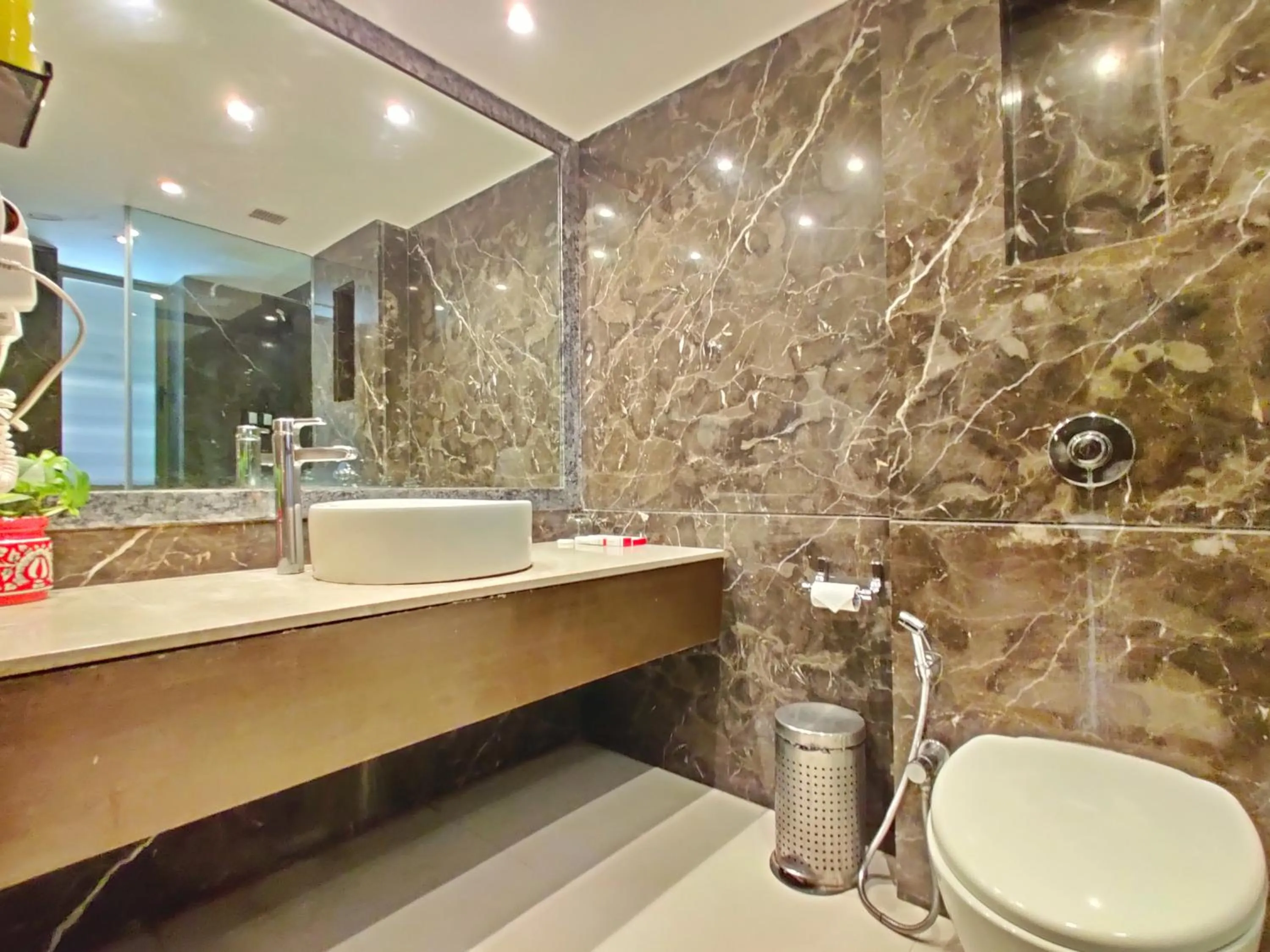 Citrus Hotel Lonavala