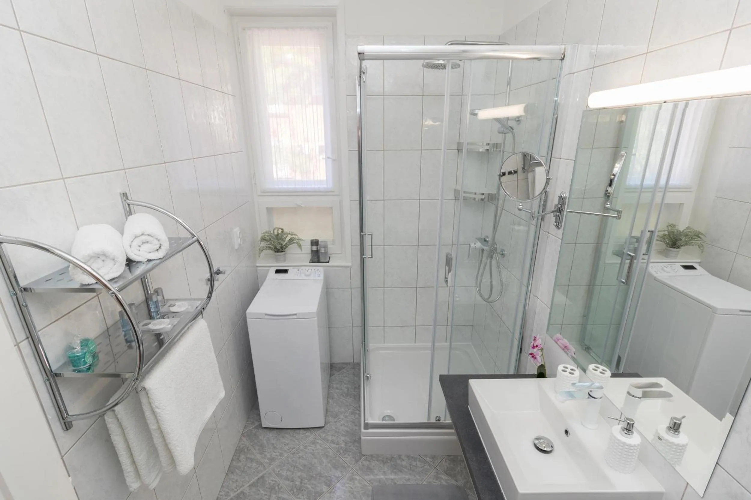Bathroom in Deluxe suite Navis