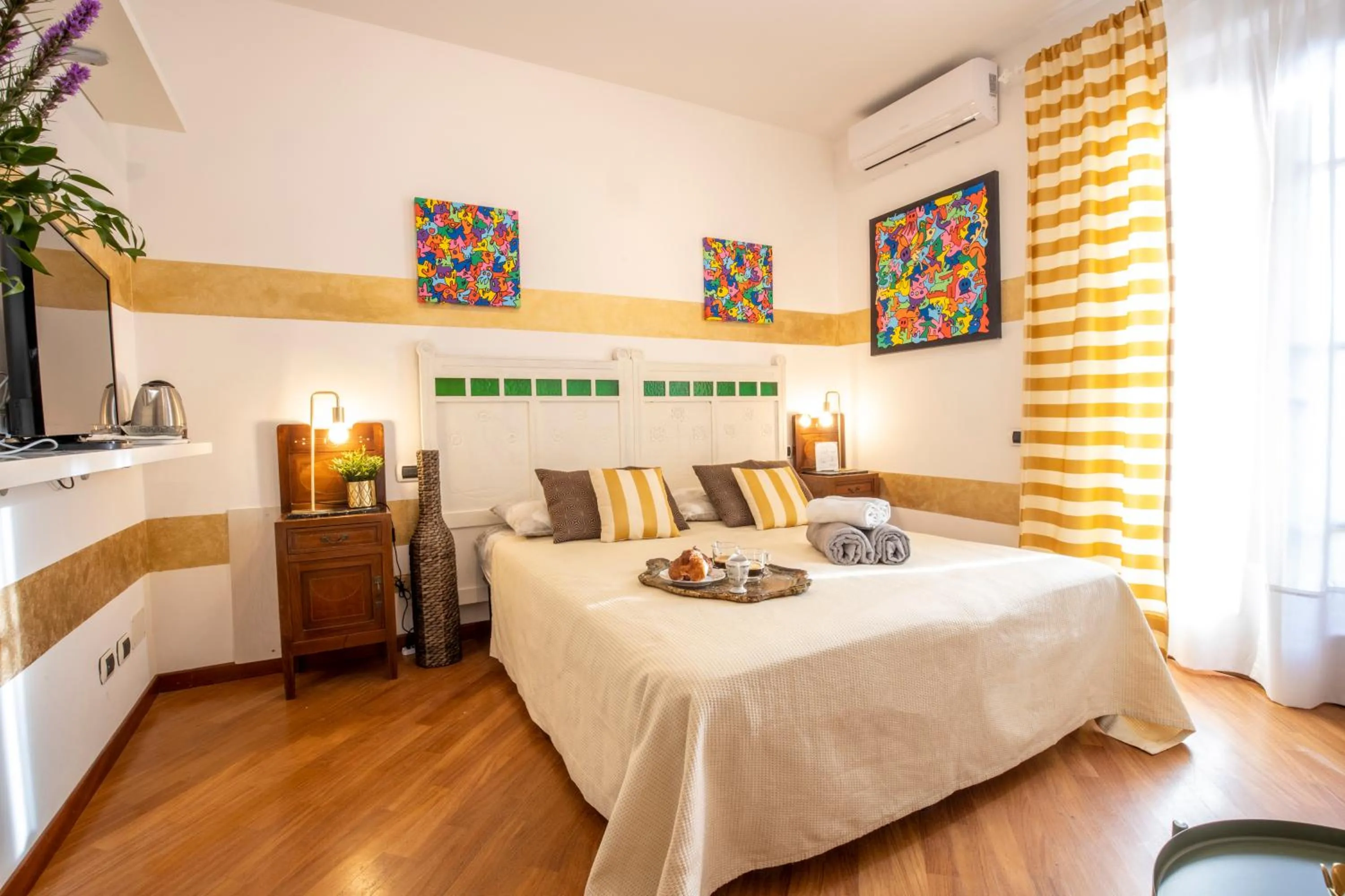 Photo of the whole room, Bed in La Stagione dell'Arte B&B