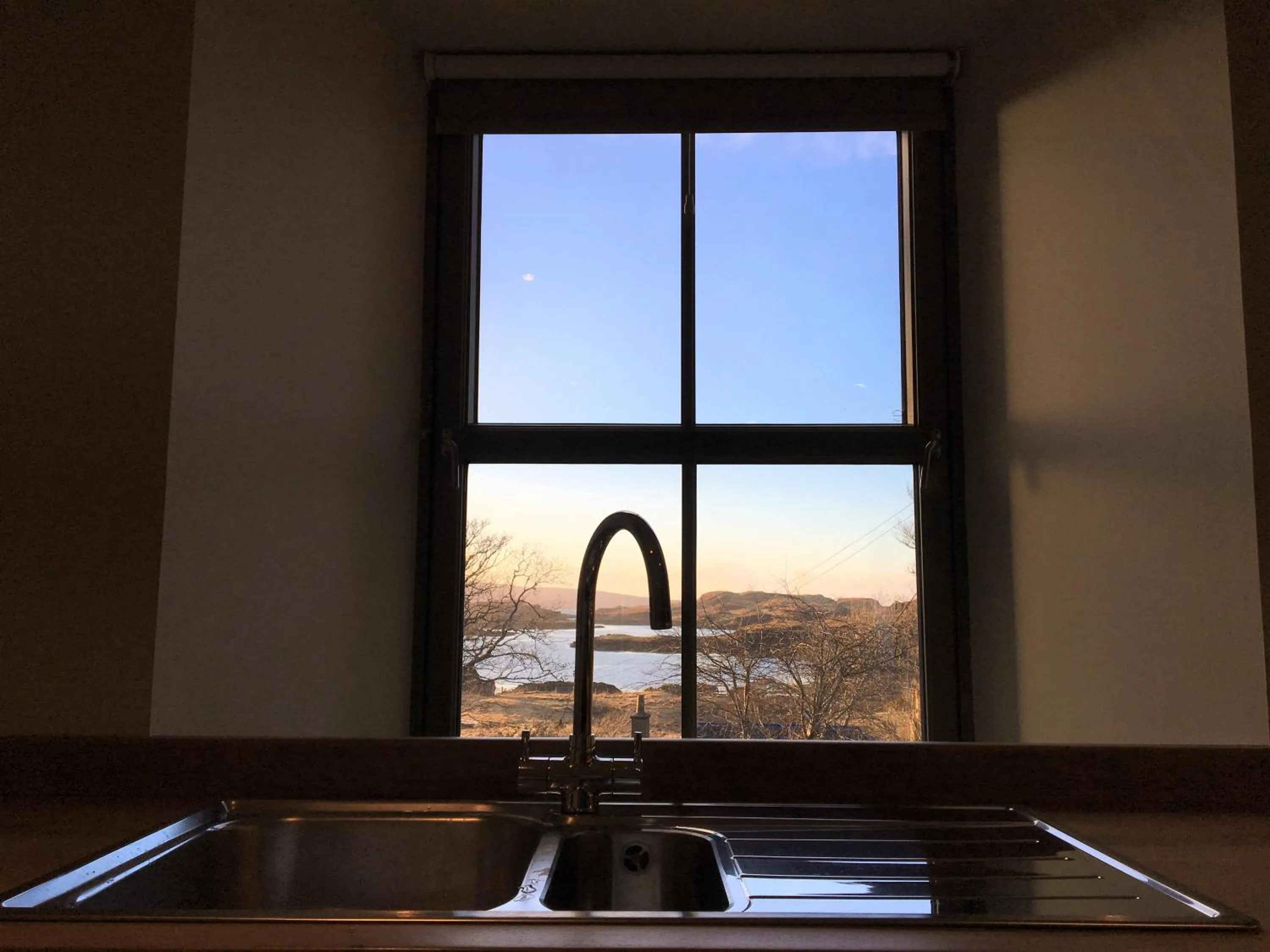 Lake view in Dunvegan Castle Keepers Cottage