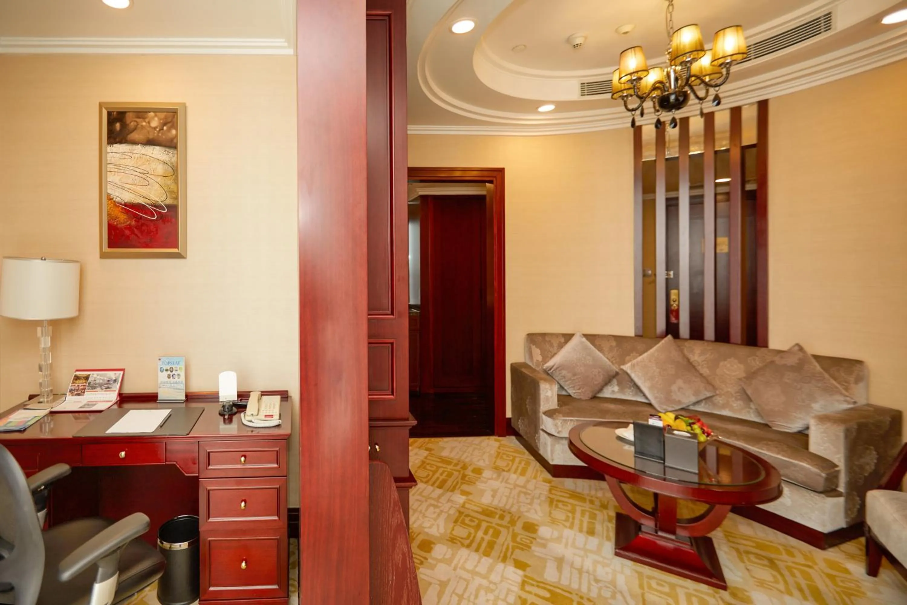 Living room in Soluxe Hotel Guangzhou