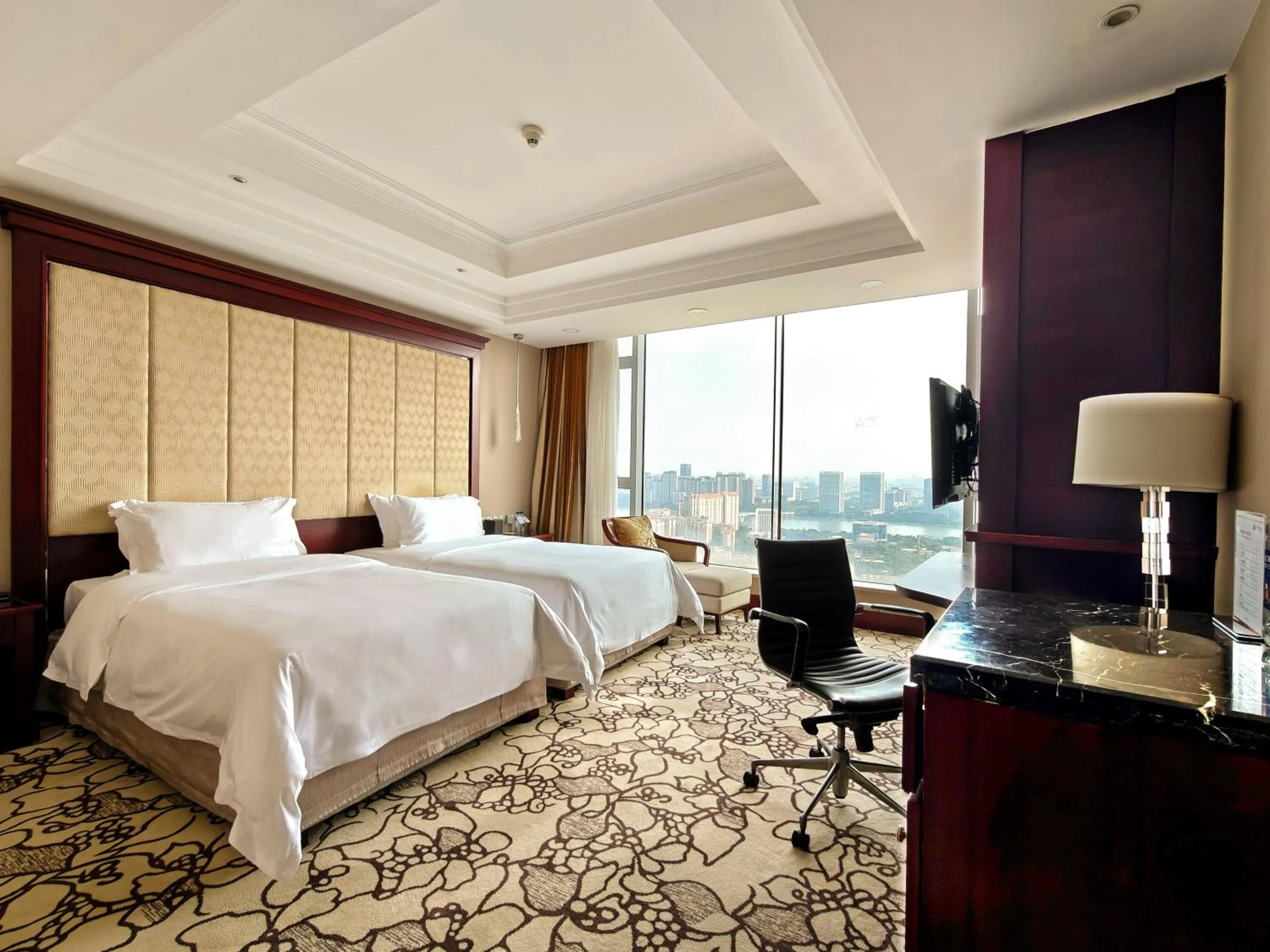 Bed in Soluxe Hotel Guangzhou