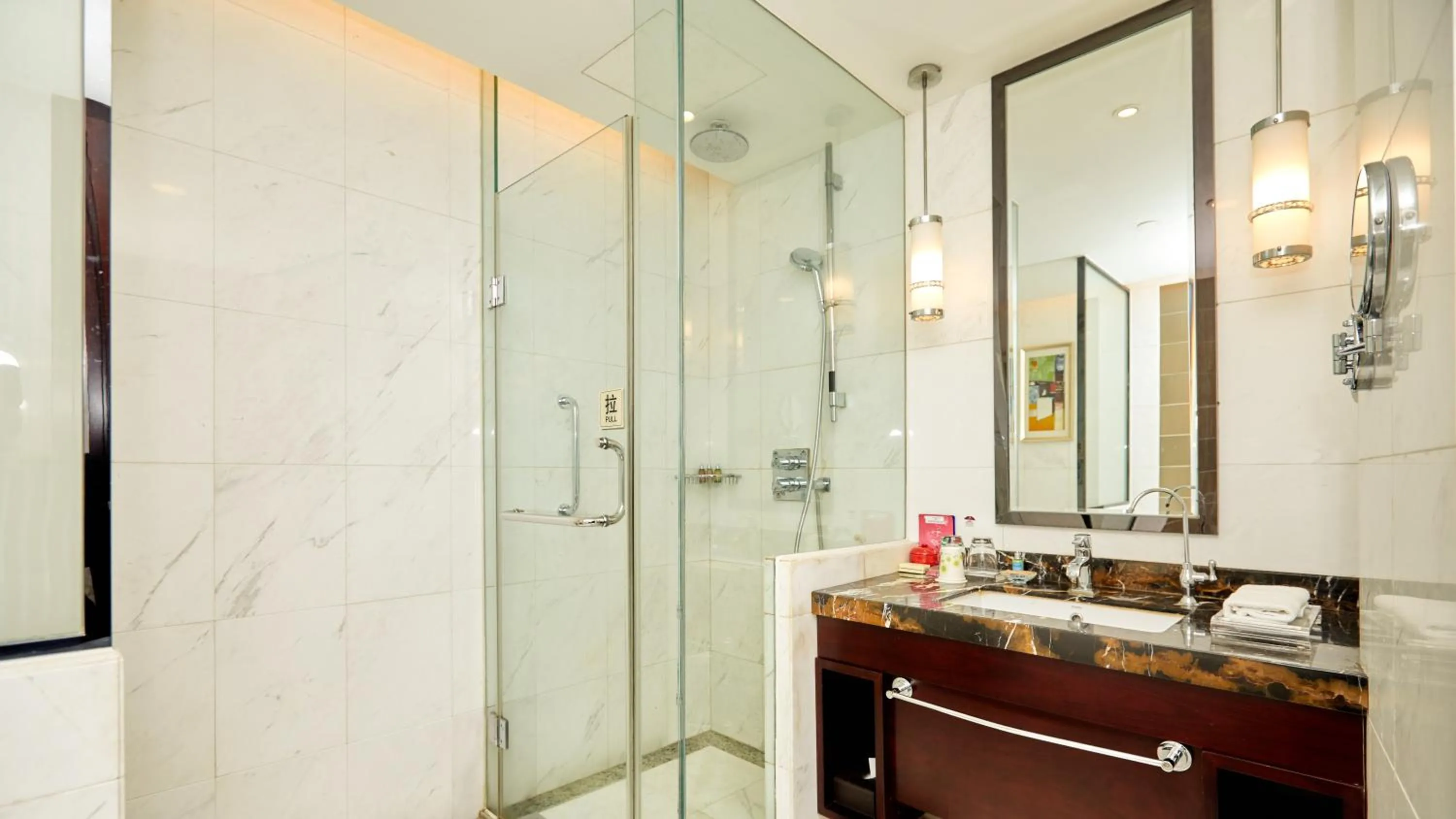 Soluxe Hotel Guangzhou