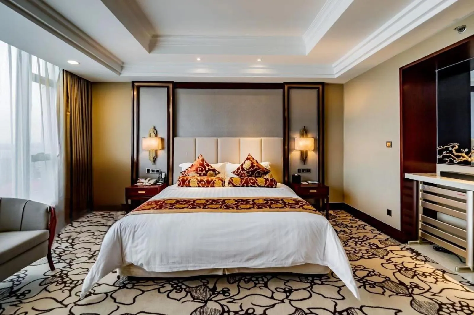 Bed in Soluxe Hotel Guangzhou