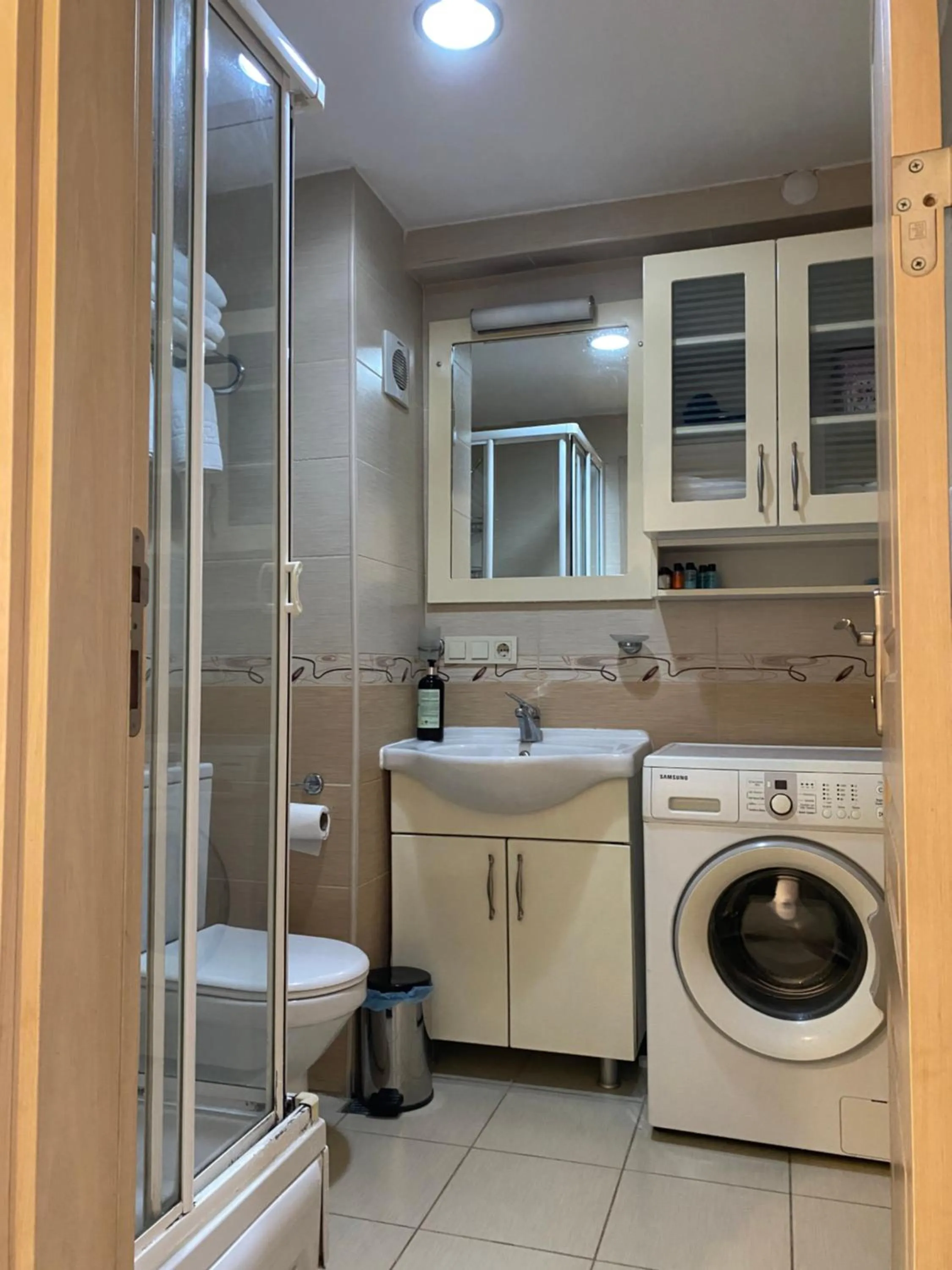 Shower in Taksim House Suites