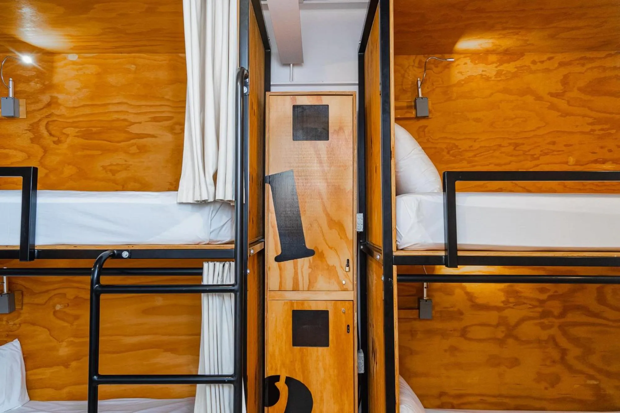 bunk bed, Bed in Mayan Monkey Los Cabos - Social Hotel