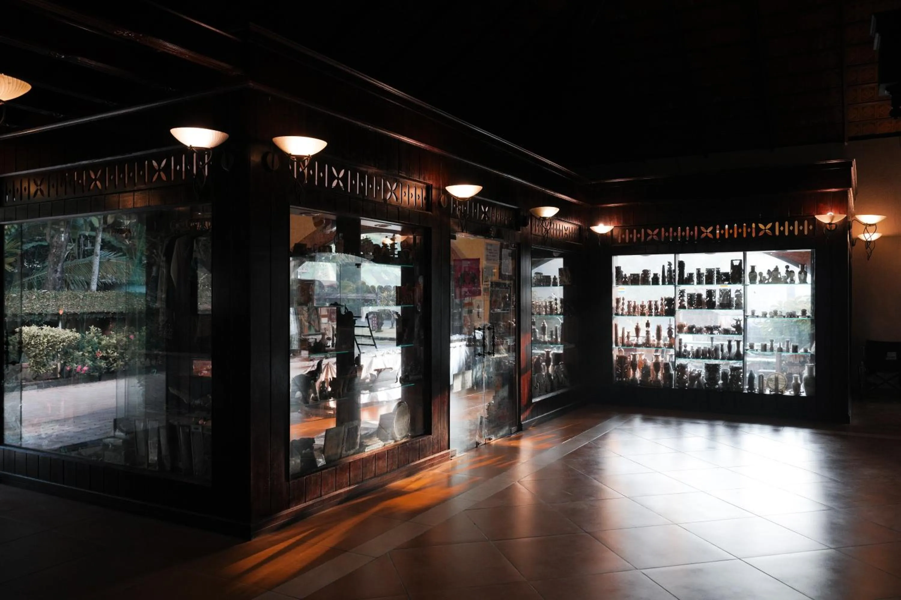 Shopping Area in Lakesong Resort