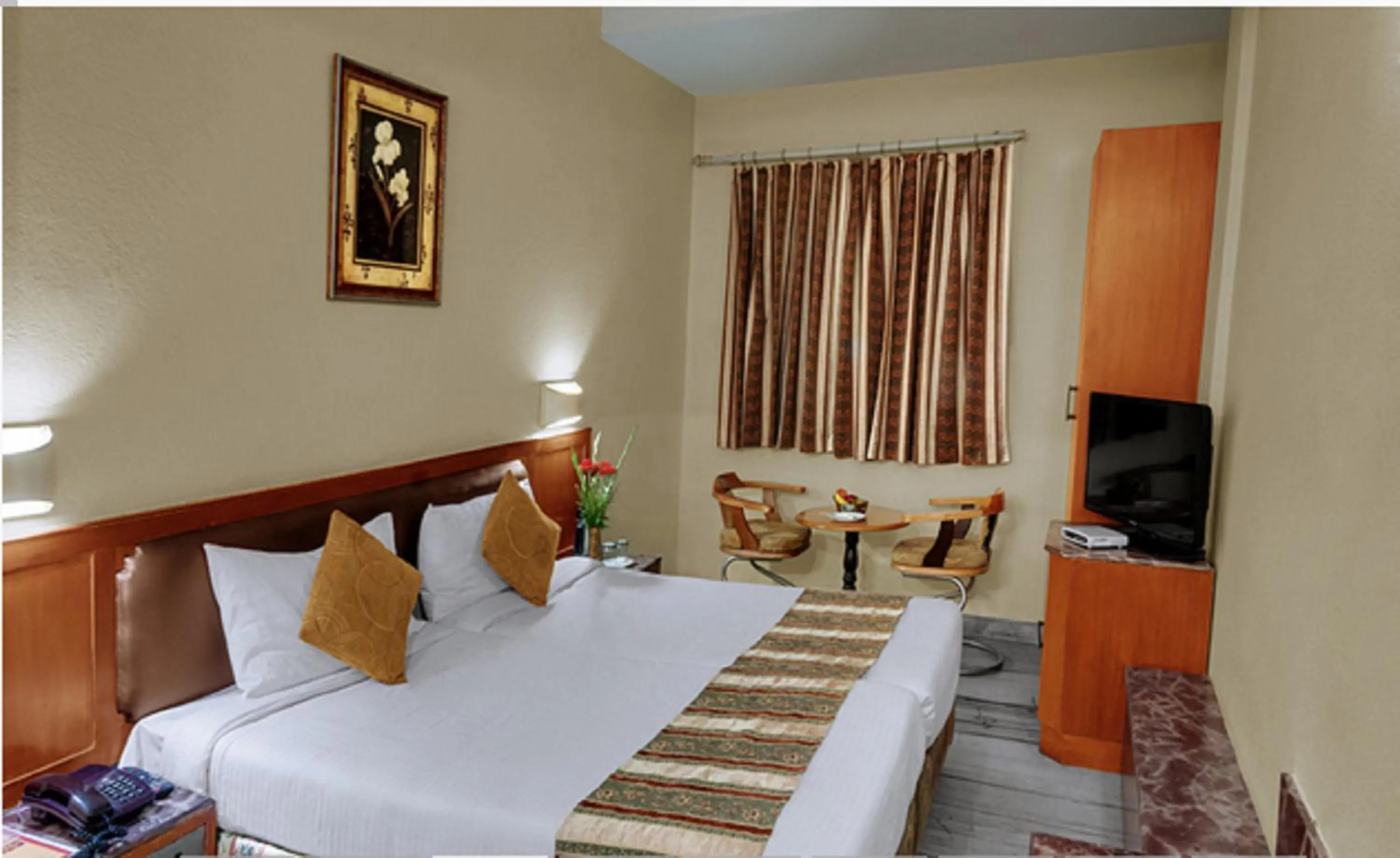 Photo of the whole room in Amar Yatri Niwas