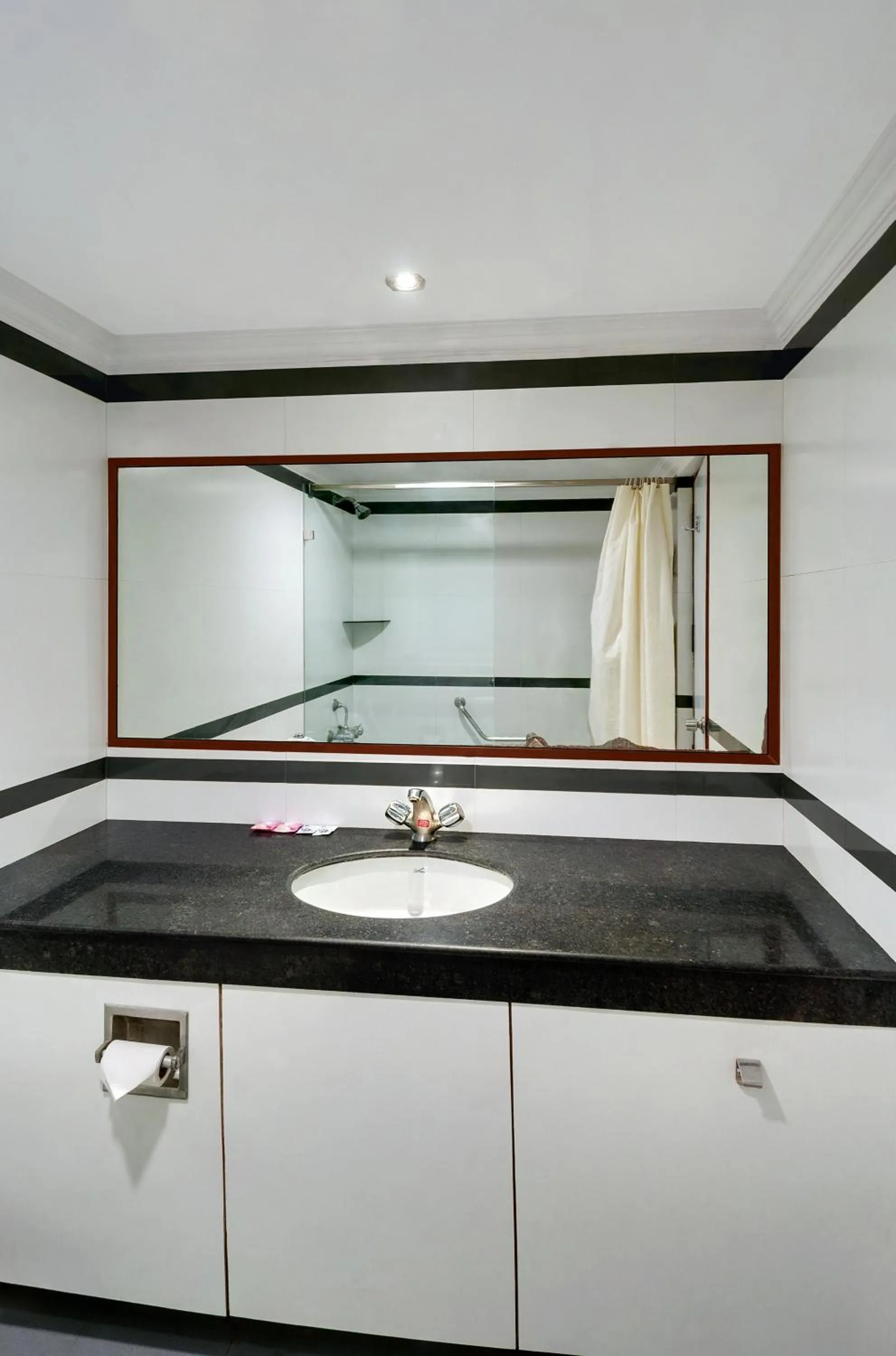 Bathroom in Amar Yatri Niwas