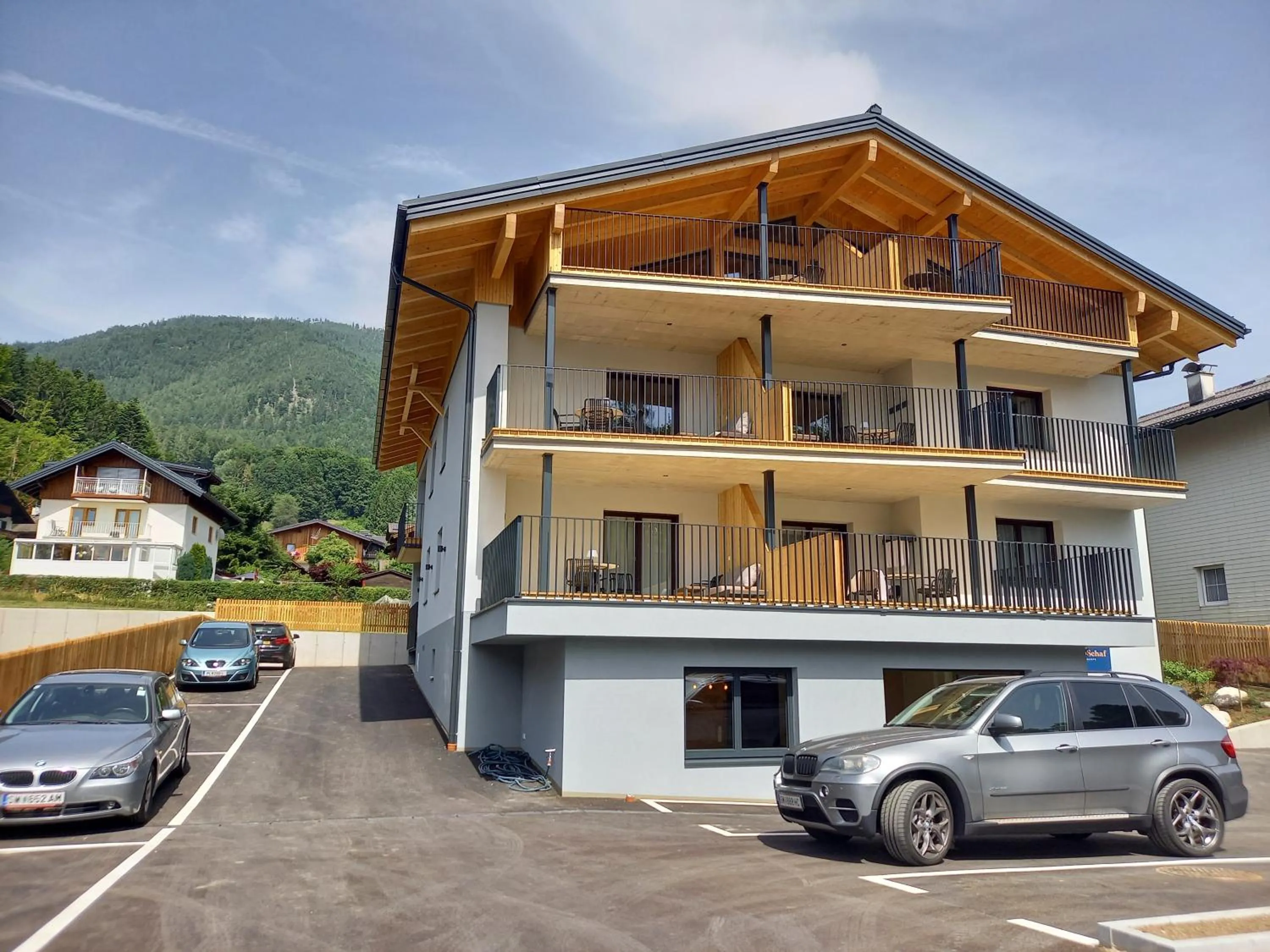 Property building in Wolf & Schaf Apartments