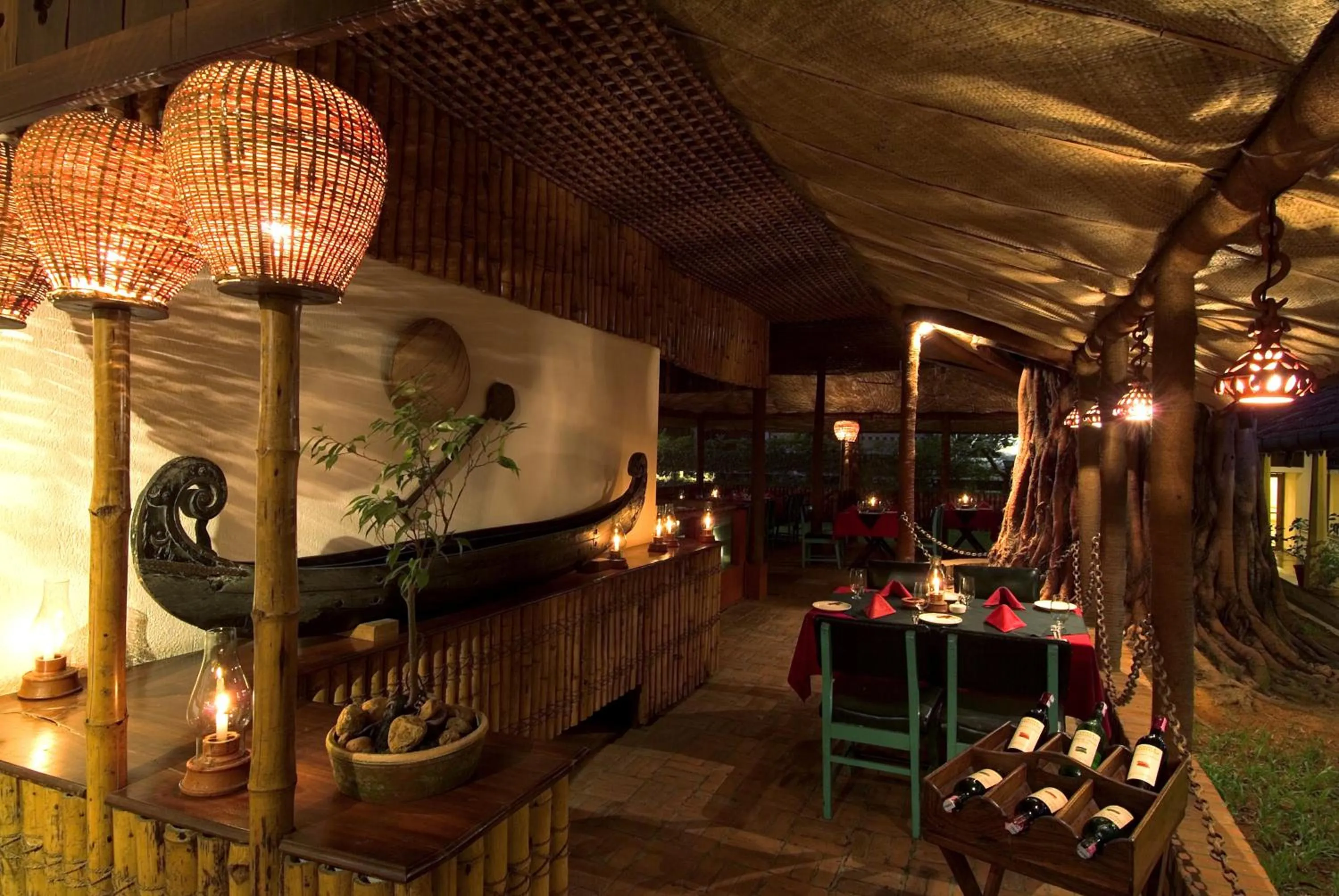 Restaurant/places to eat in Casino Hotel - CGH Earth, Cochin