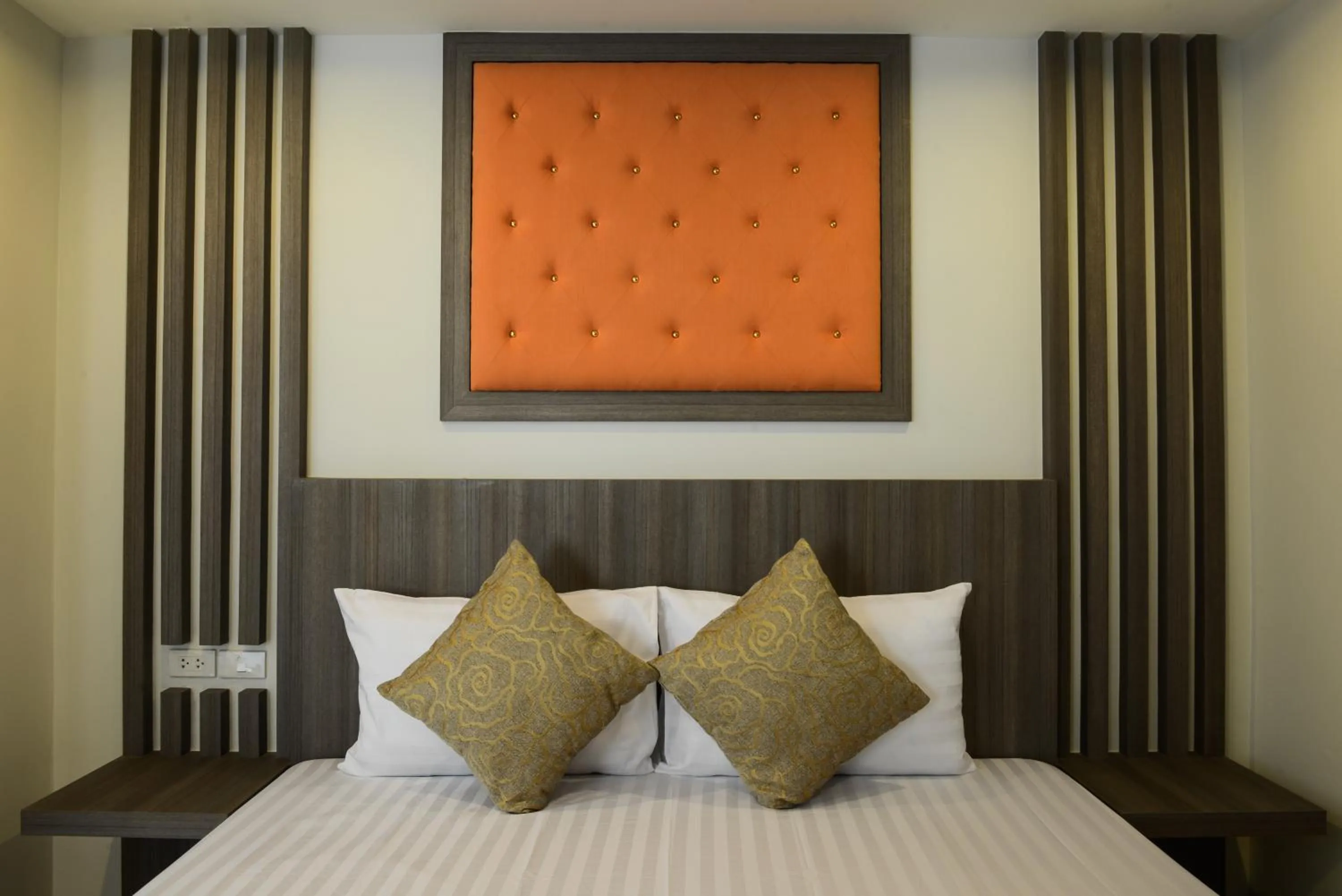 Property building, Bed in DB Plus 3