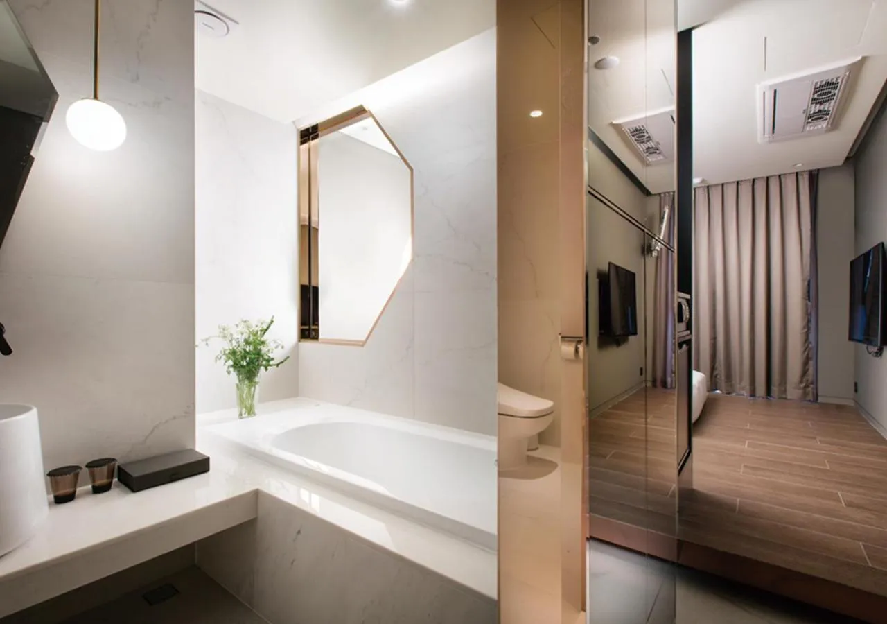 Photo of the whole room in Park Marine Hotel