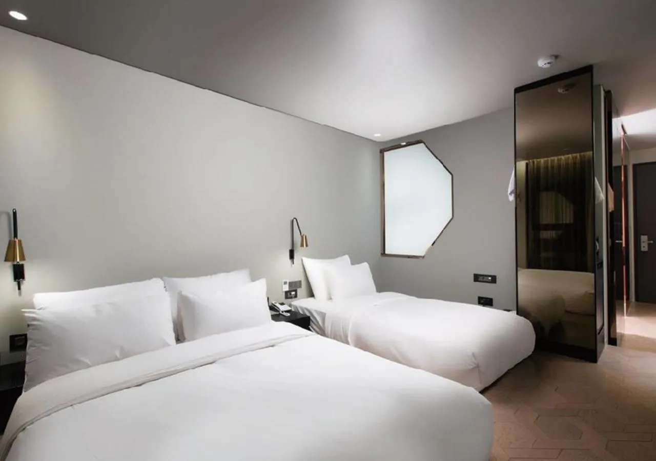 Photo of the whole room, Bed in Park Marine Hotel