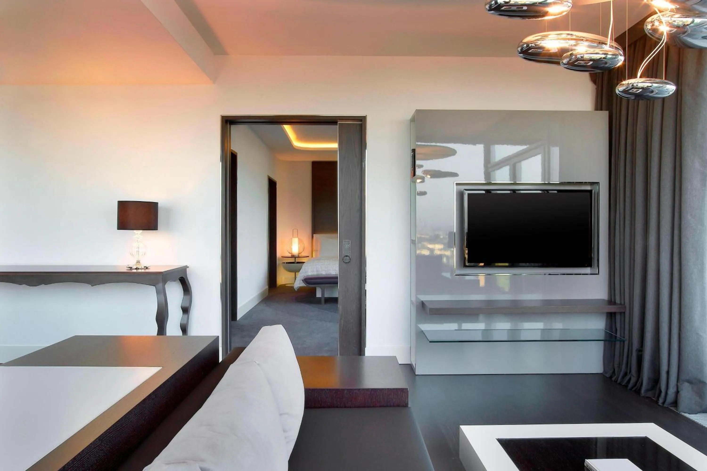 Photo of the whole room in Le Meridien Istanbul Etiler