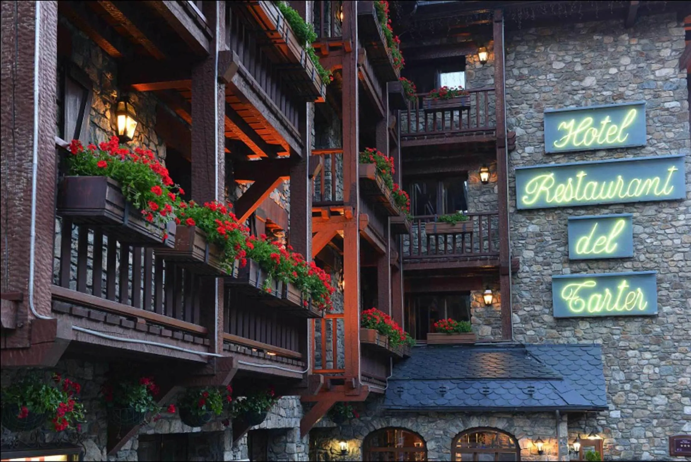 Property logo or sign in Hotel del Tarter