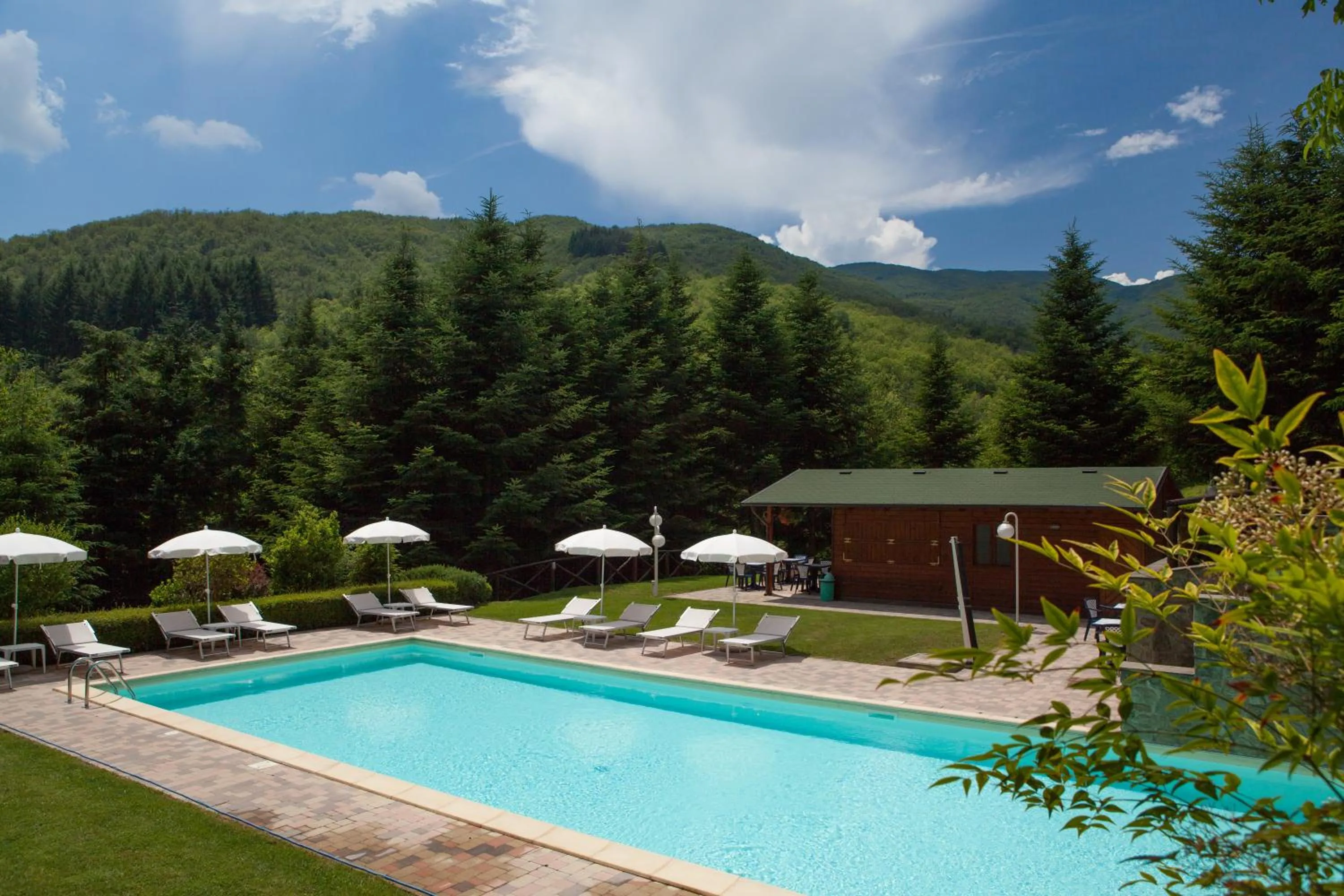 Il Borgo Dei Corsi - Charming Holiday Apartments in Tuscany