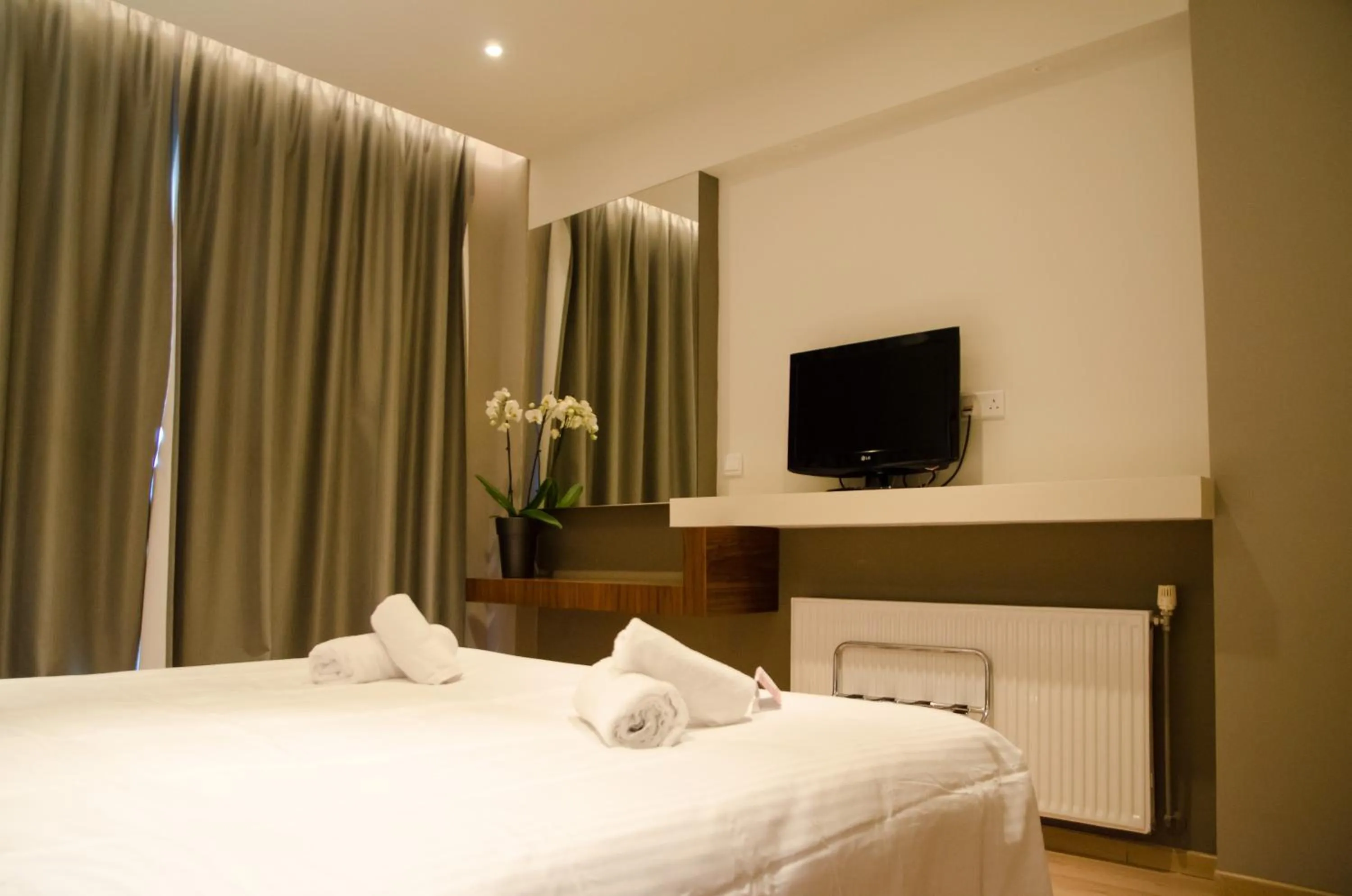 Bedroom, Bed in Rodon Hotel and Resort