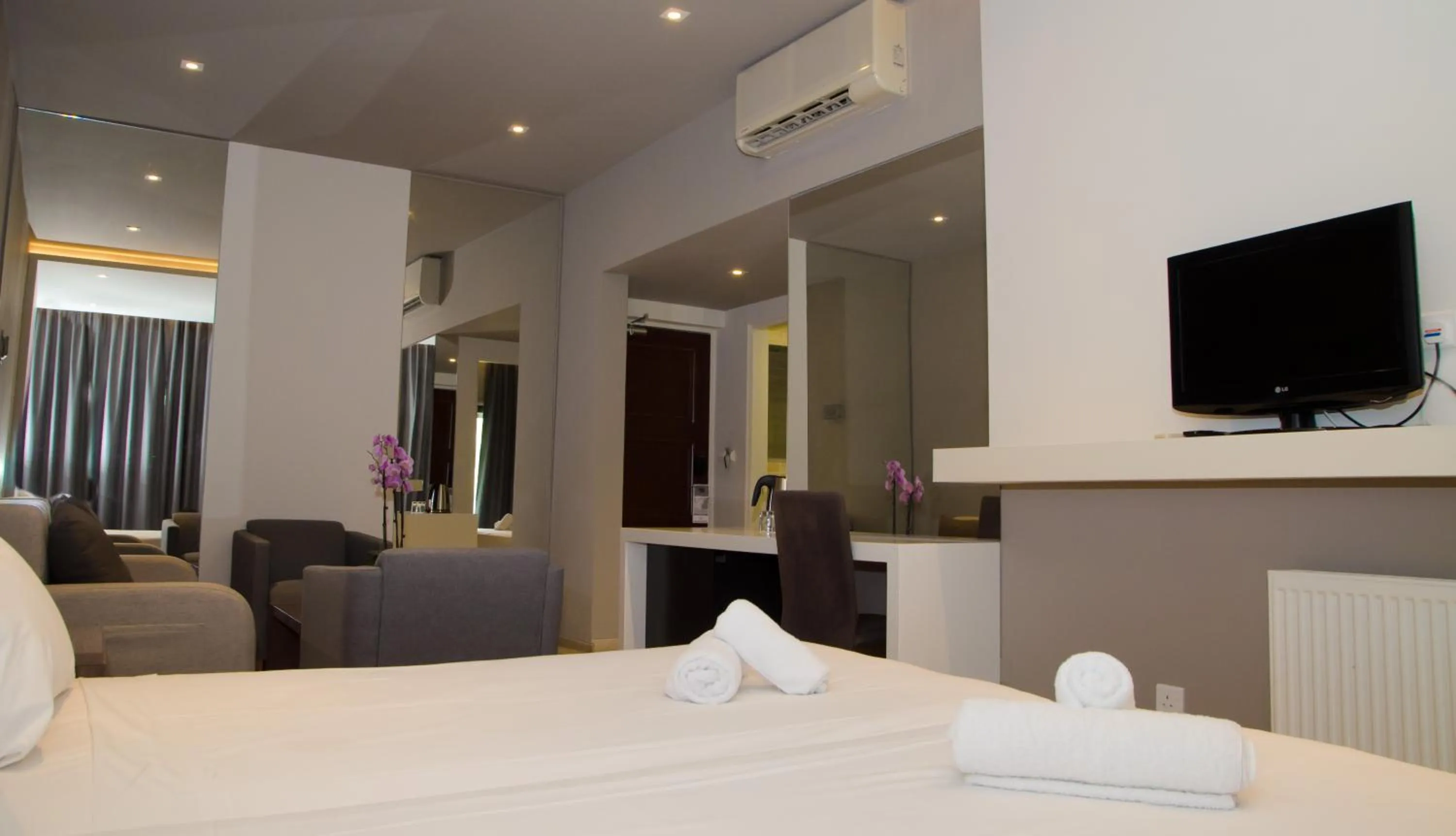 TV and multimedia in Rodon Hotel and Resort