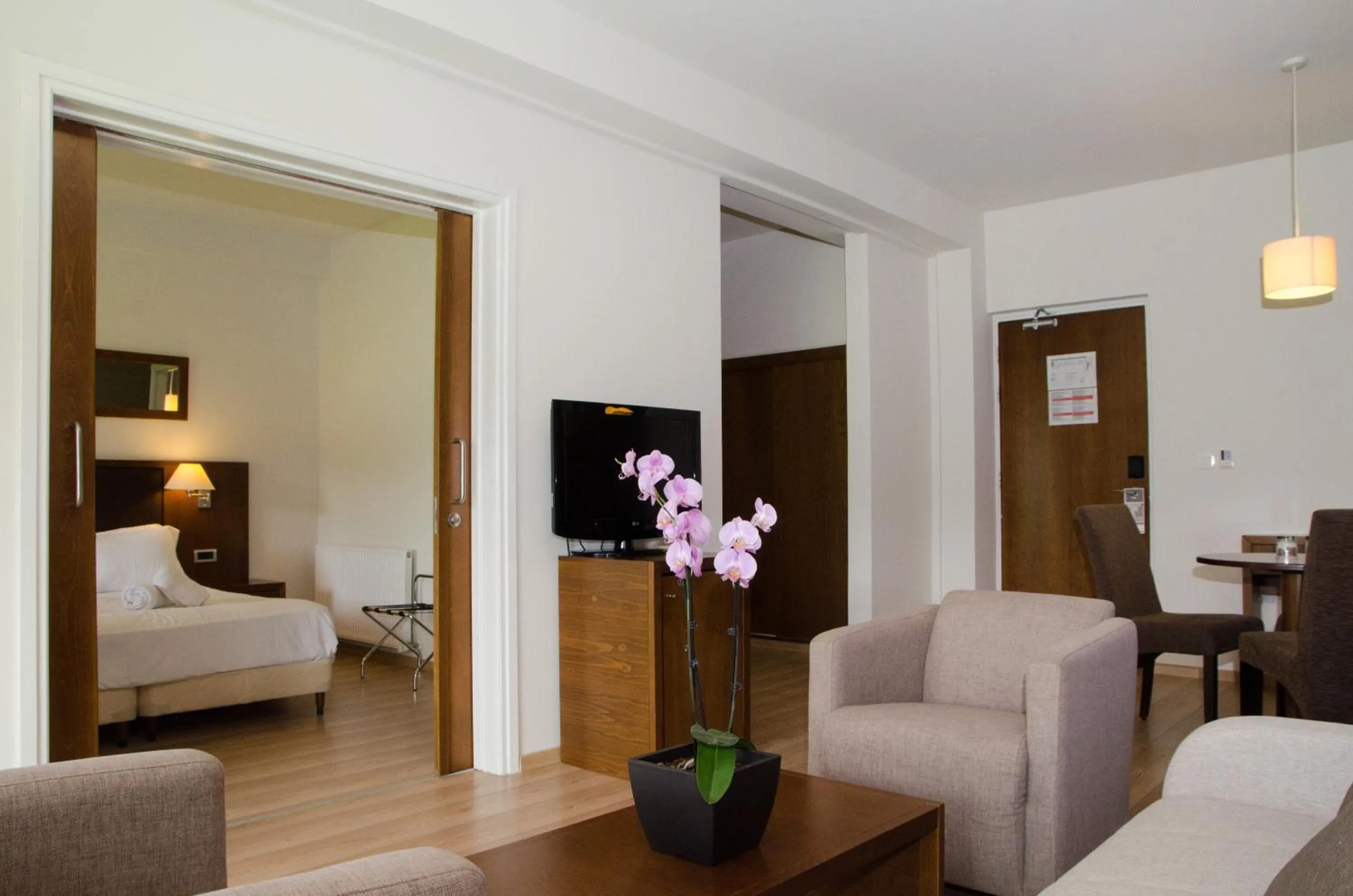 TV and multimedia, Bed in Rodon Hotel and Resort