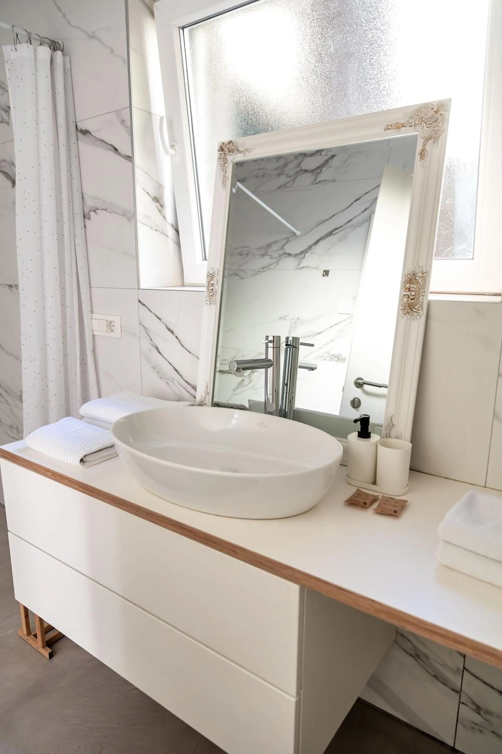 Bathroom in Pekarna apartments