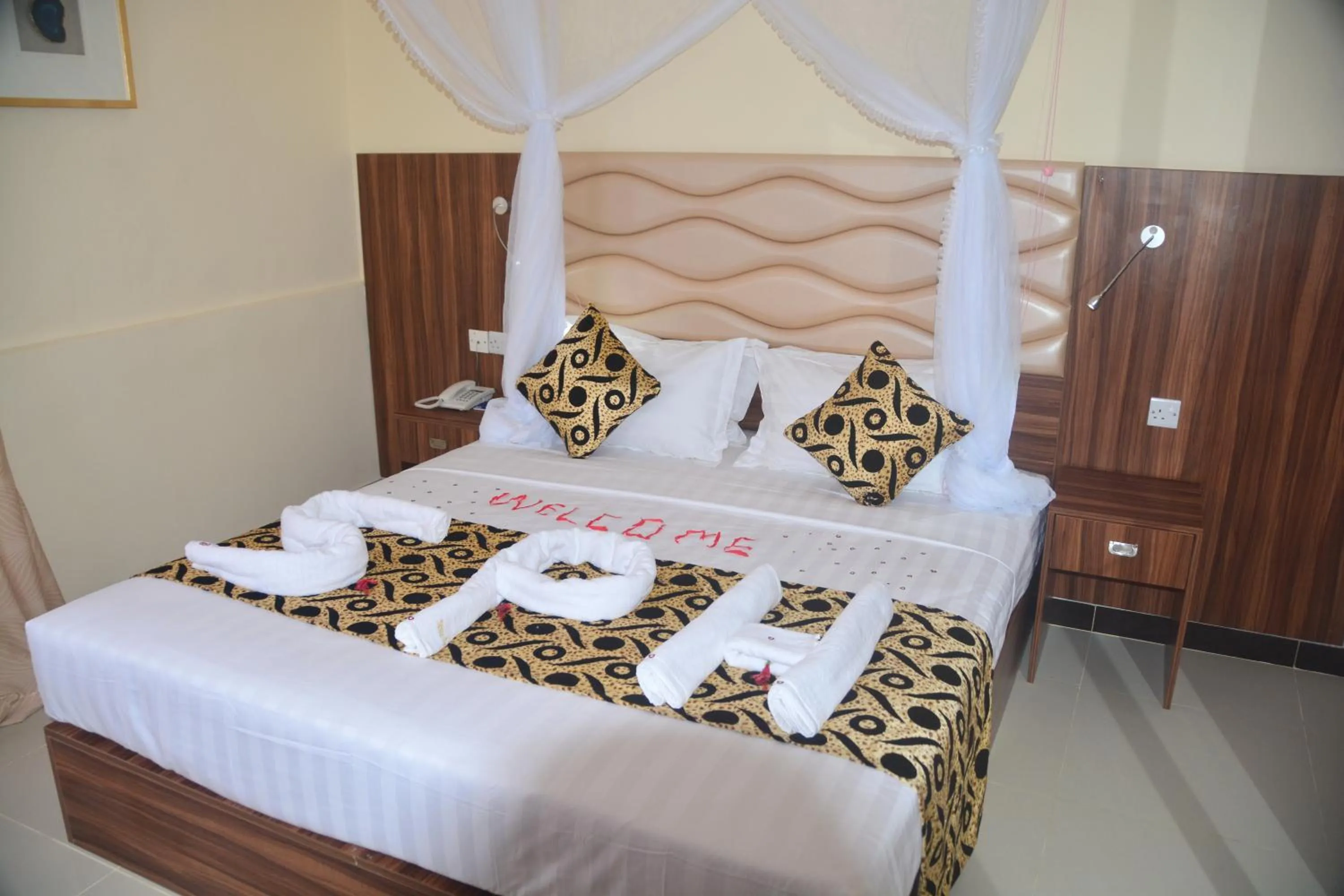 Photo of the whole room, Bed in Spice Palace Hotel