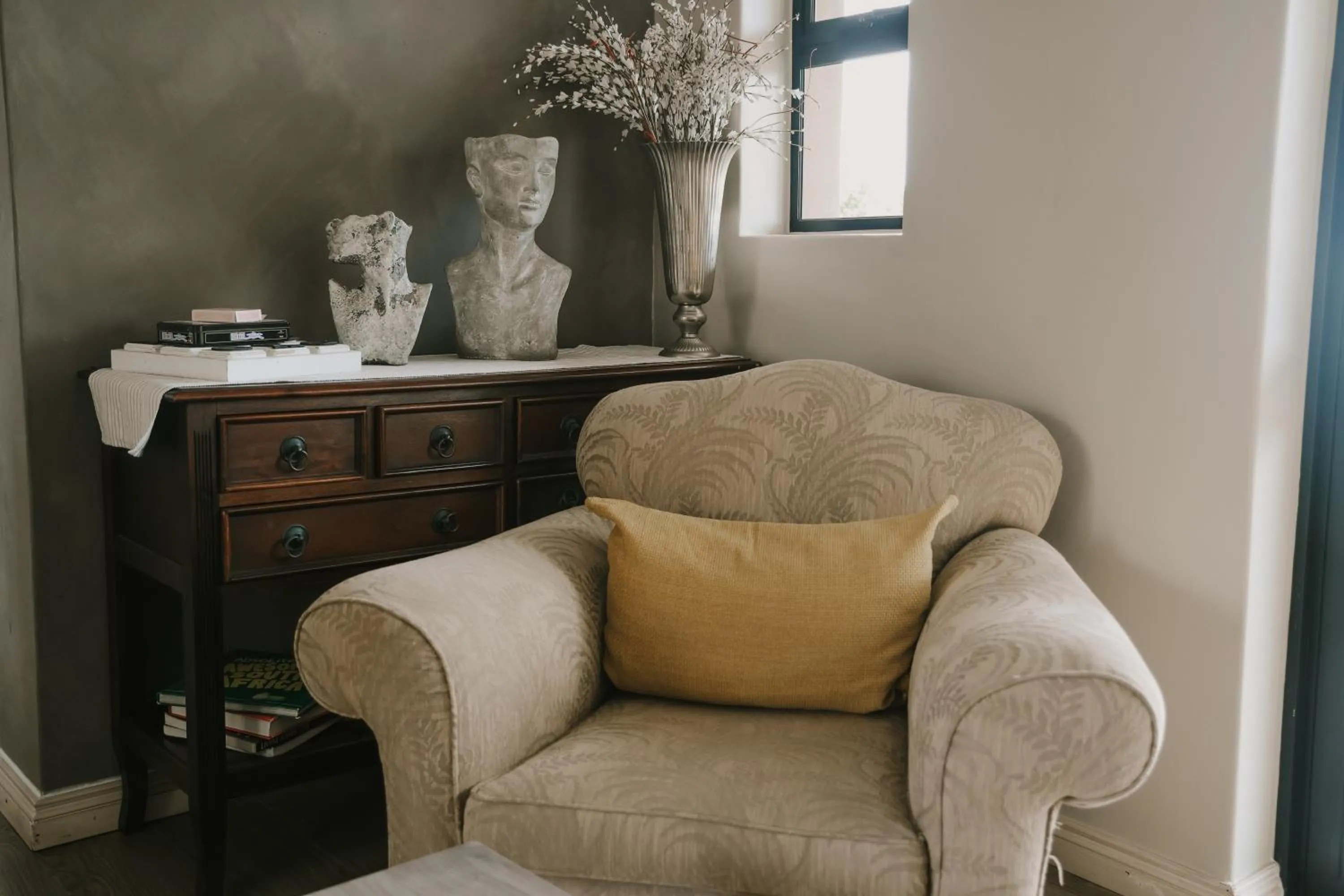 Living room in Stone Olive Guesthouse