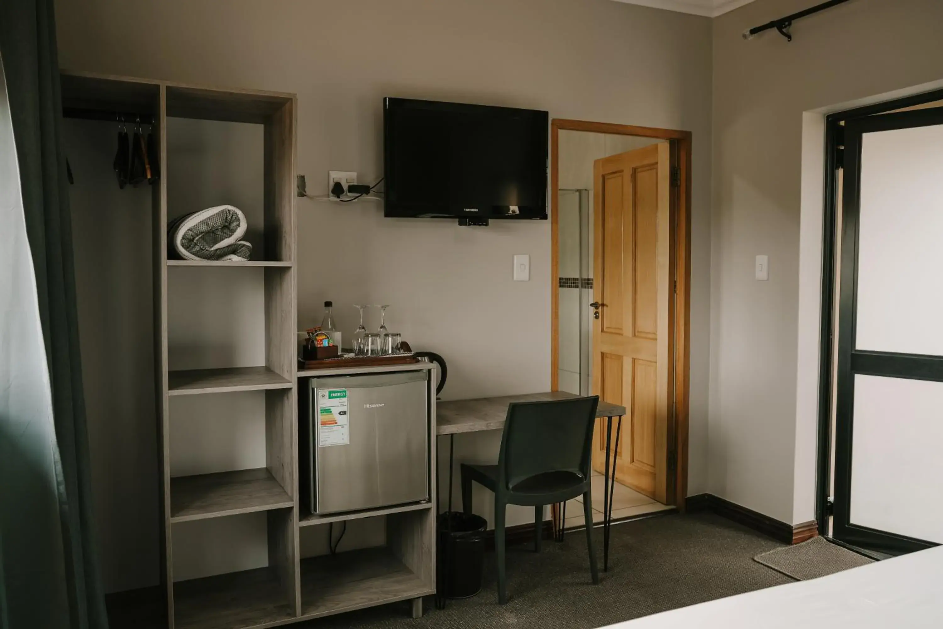 Luxury King Room - single occupancy in Stone Olive Guesthouse Luxury King Room - single occupancy in Stone Olive Guesthouse