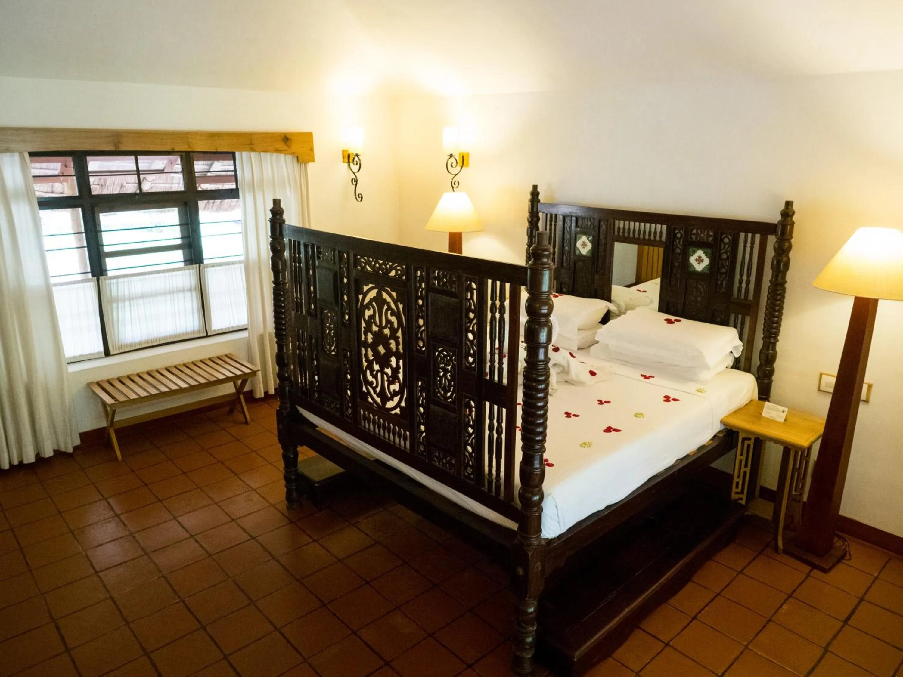 Bedroom, Bed in Spice Village Thekkady - A CGH Earth Experience