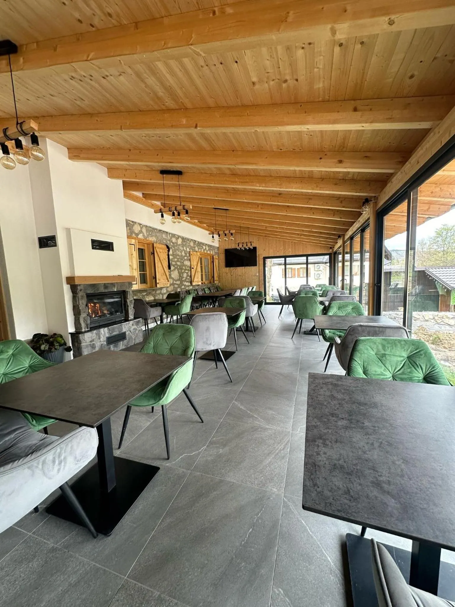 House Ana