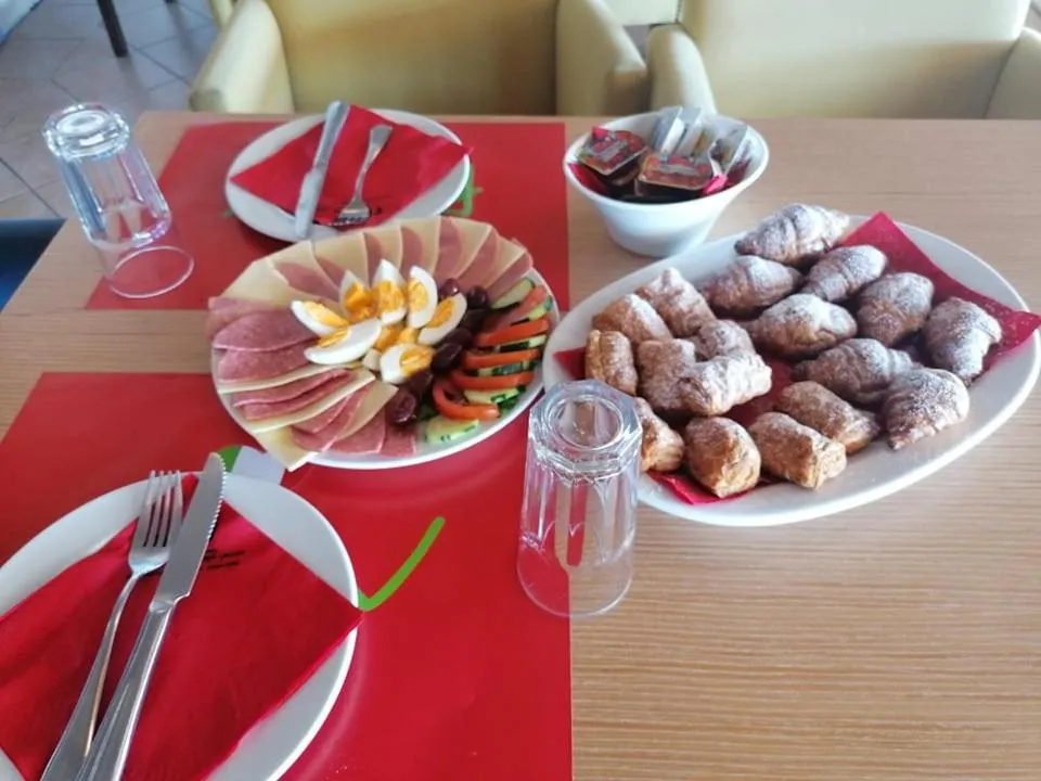 Breakfast in Nefeli Apartments