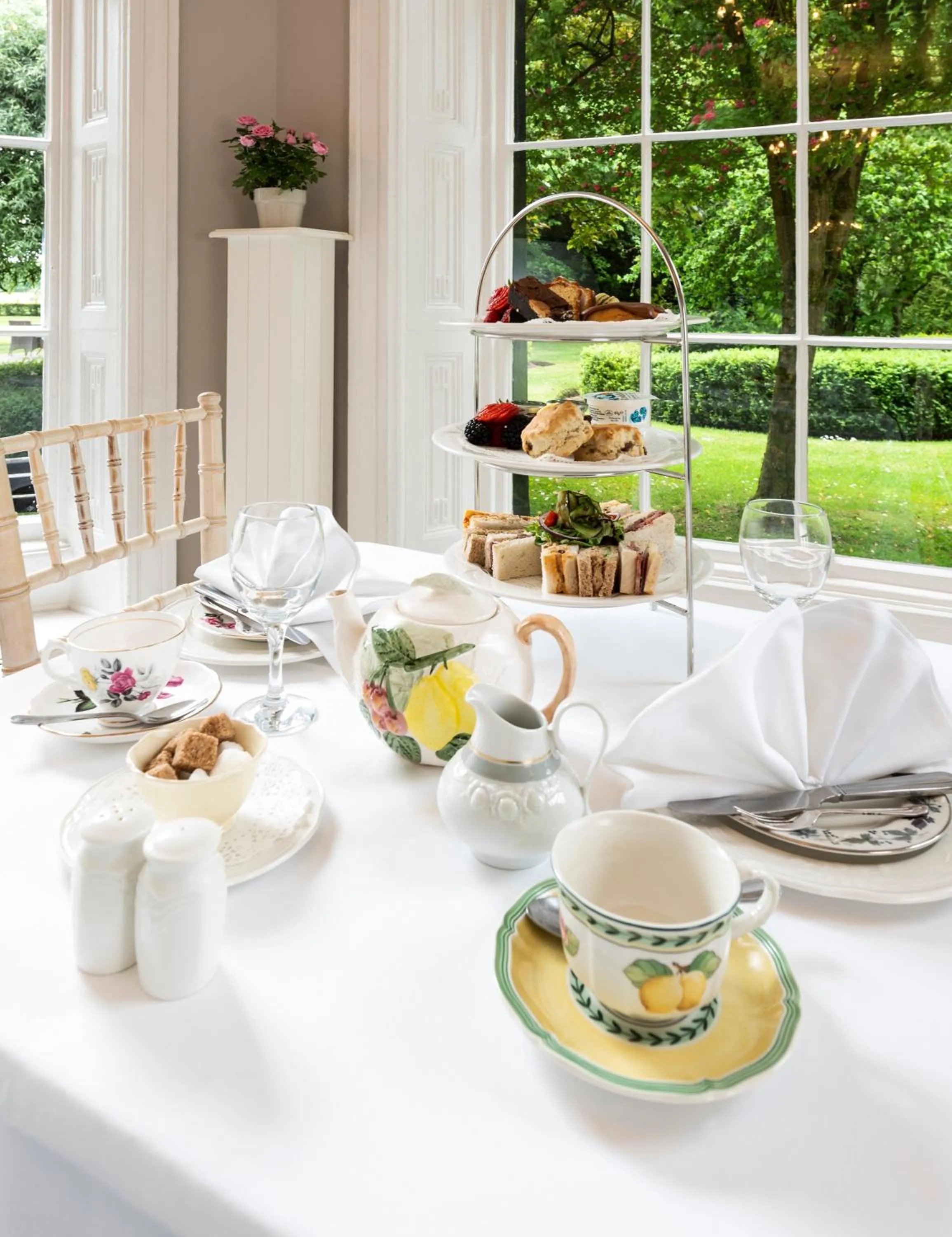 Restaurant/places to eat in Statham Lodge Hotel