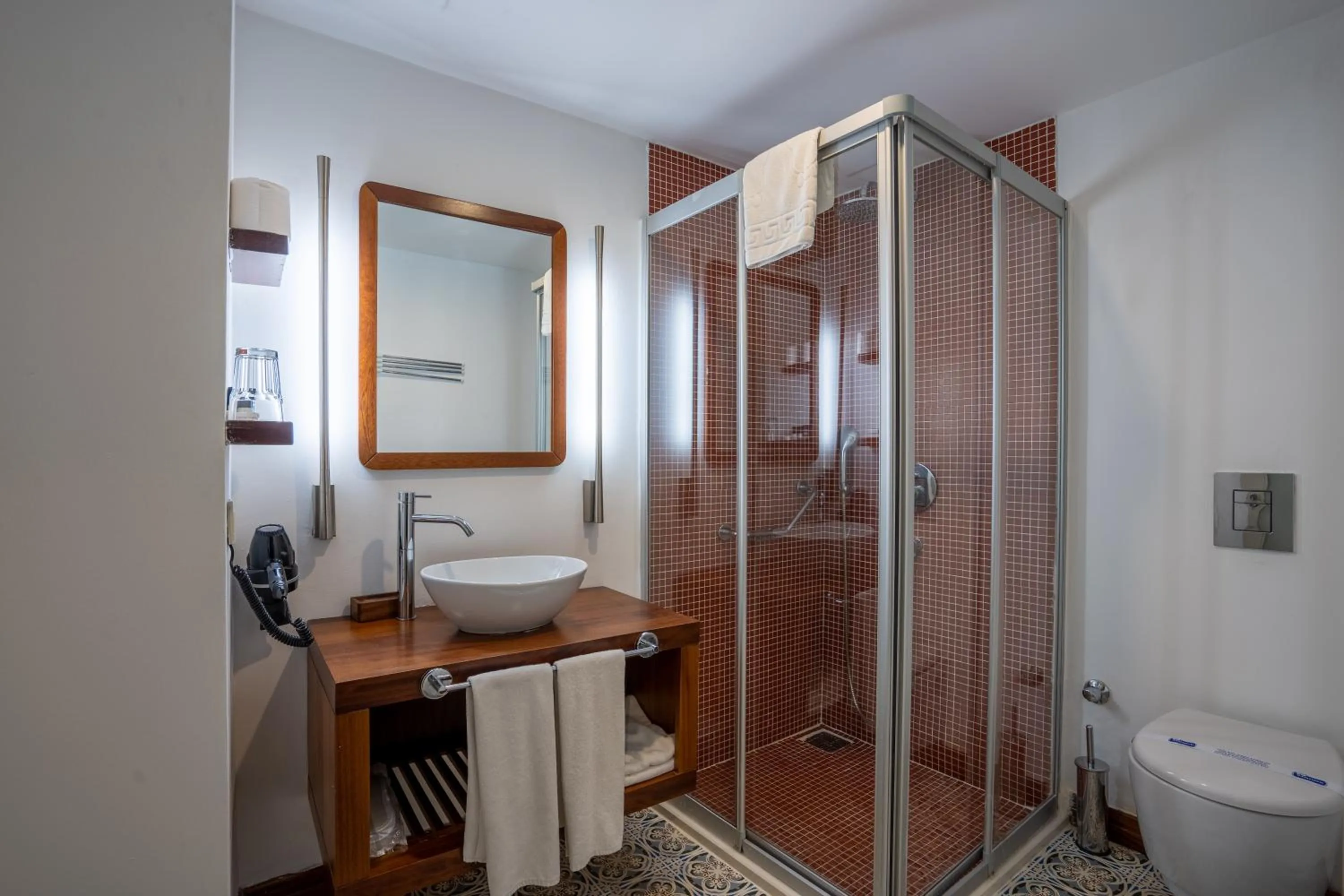 Bathroom in Puding Hotel