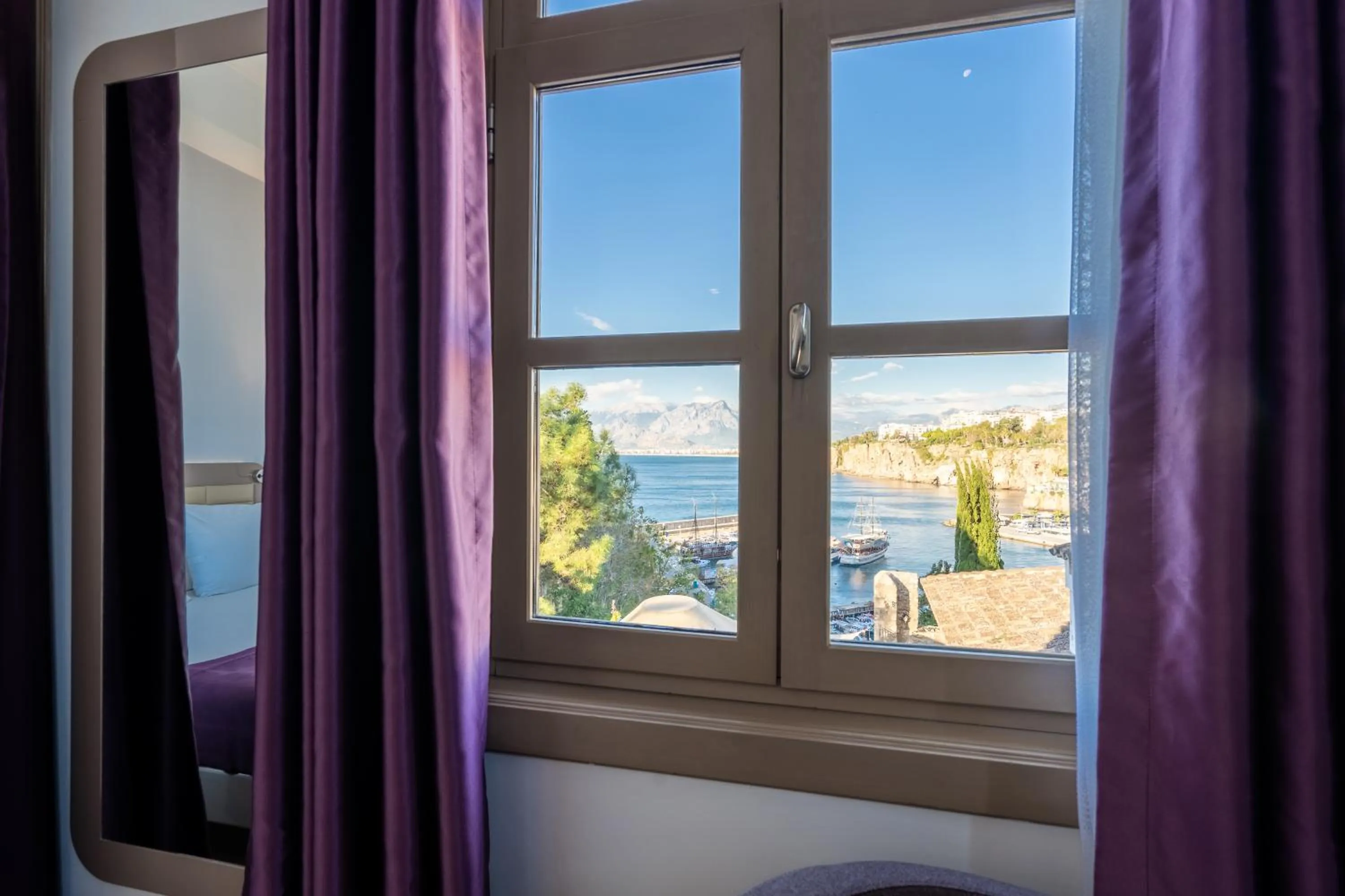 Mountain view in Puding Hotel