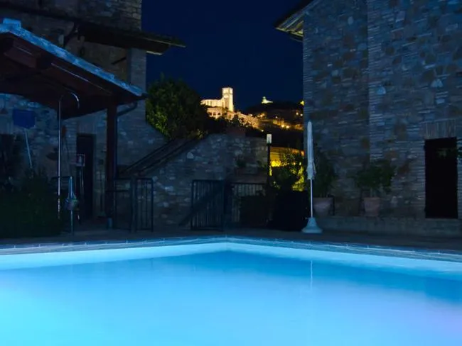 Swimming pool in Country House Carfagna
