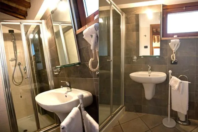 Bathroom in Country House Carfagna