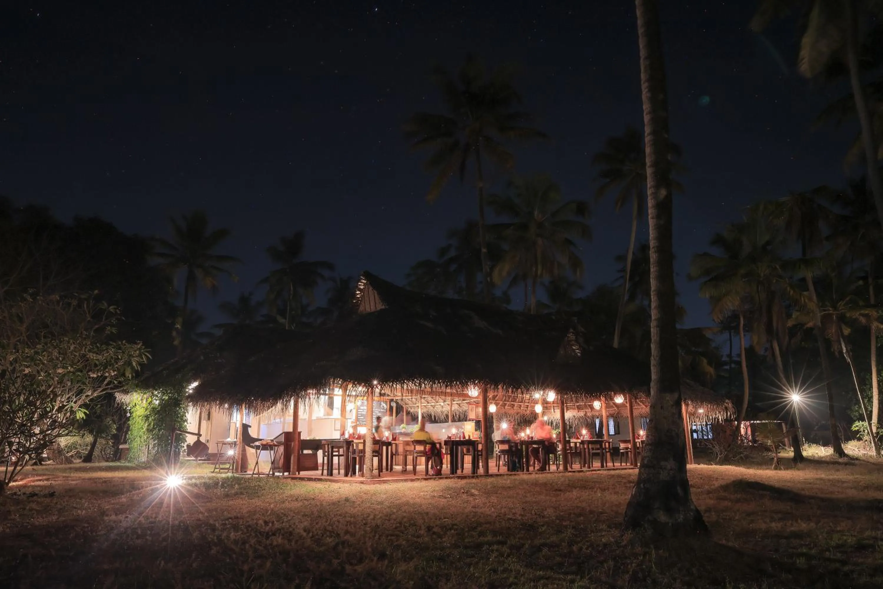 Restaurant/places to eat in Marari Beach Resort Alleppey - A CGH Earth Experience