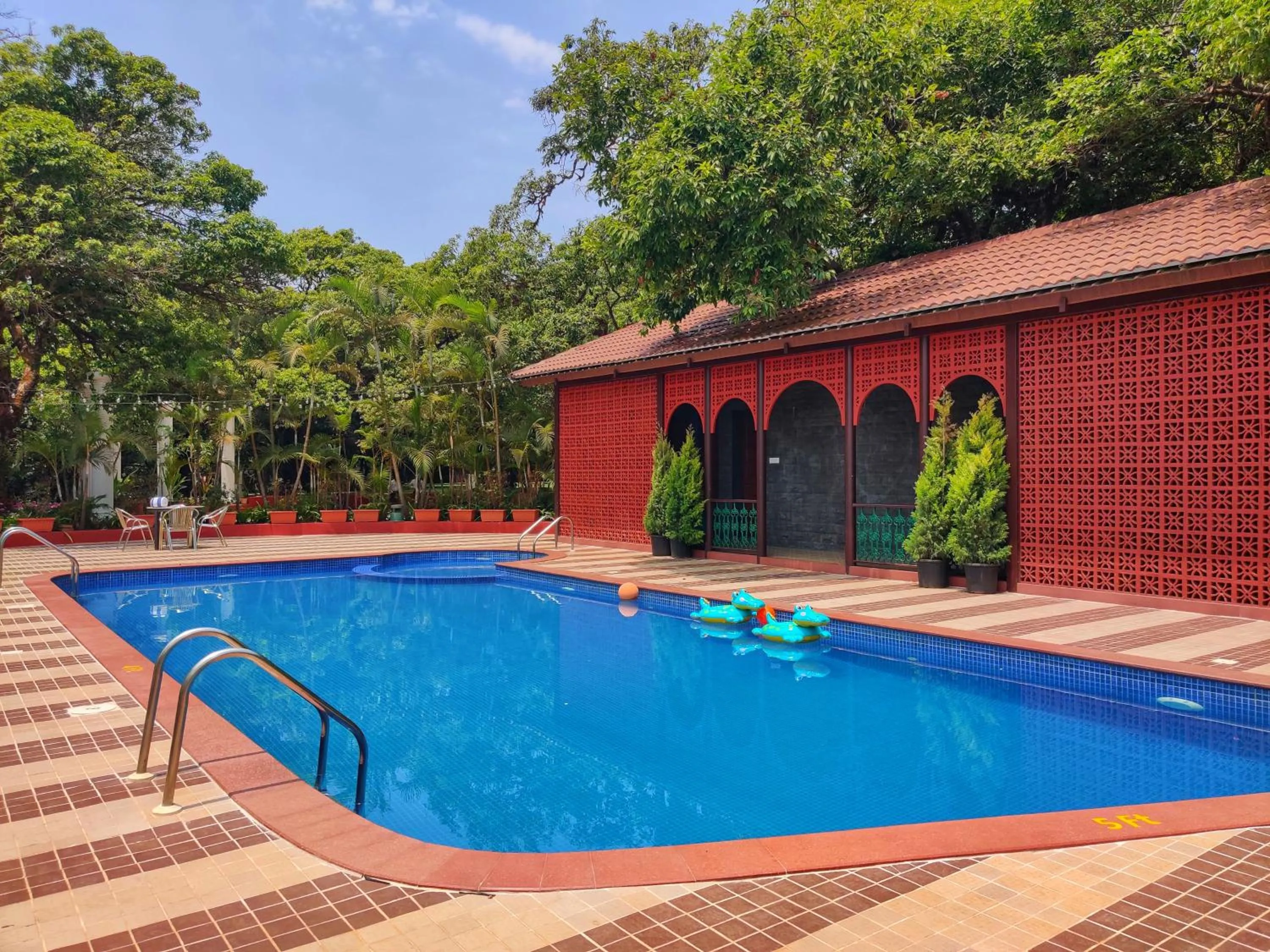 Swimming pool in Chambers Mahabaleshwar, A Club Mahindra Associate Resort