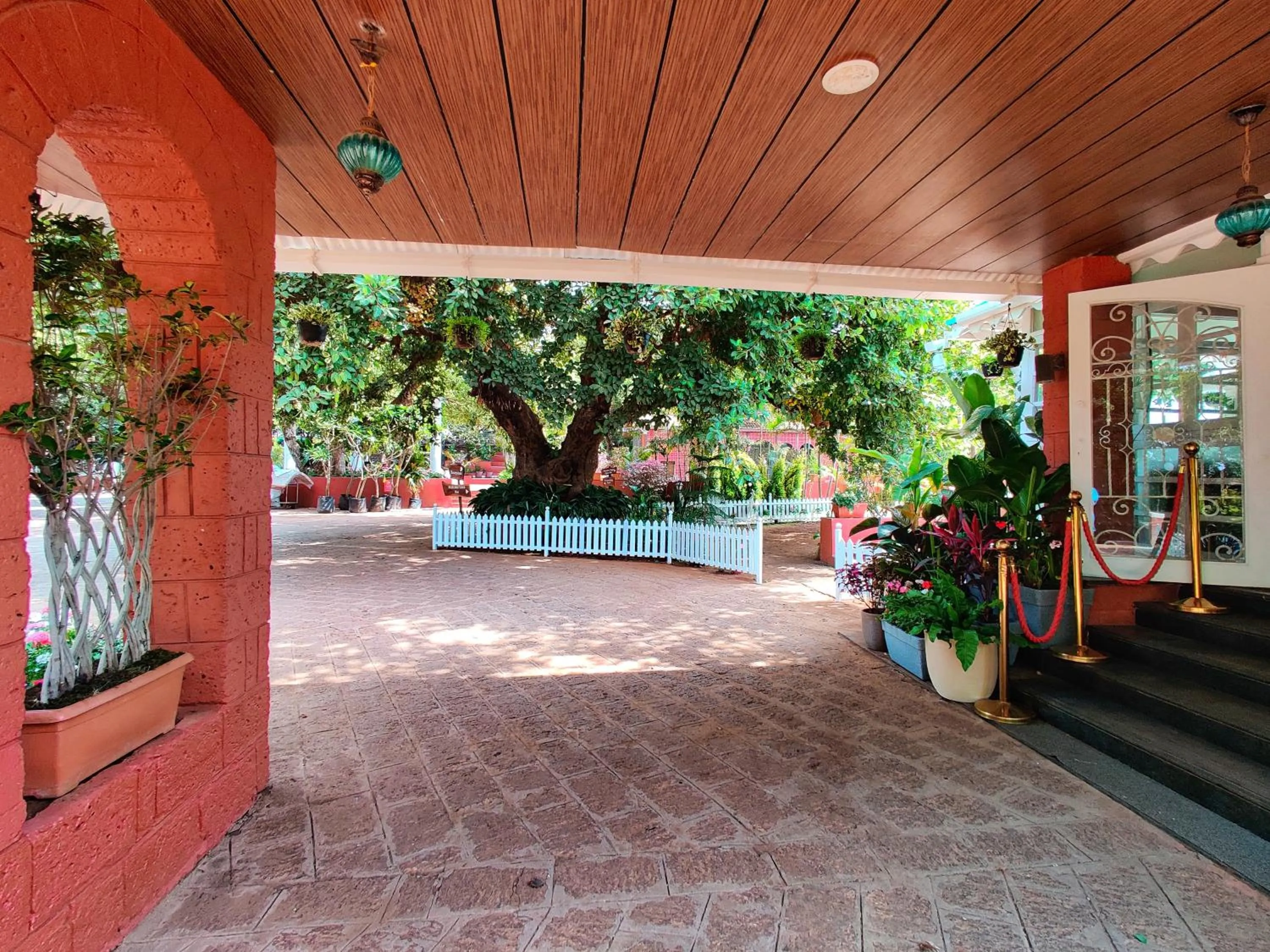 Facade/entrance in Chambers Mahabaleshwar, A Club Mahindra Associate Resort