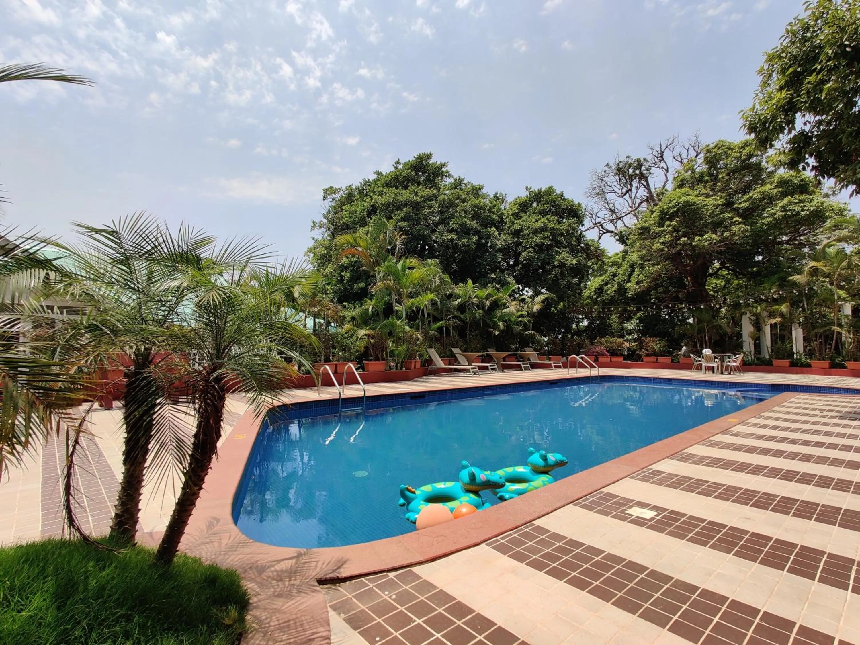 Swimming pool in Chambers Mahabaleshwar, A Club Mahindra Associate Resort